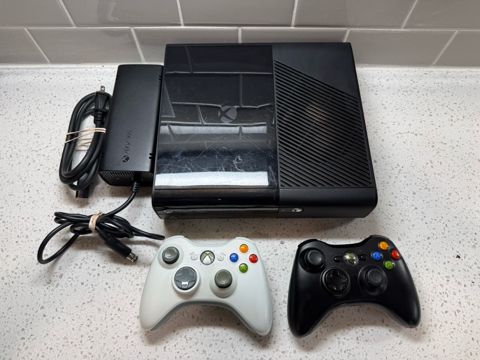 Microsoft Xbox 360 E System BLACK Video Game Console 4GB w/ 2 Controllers