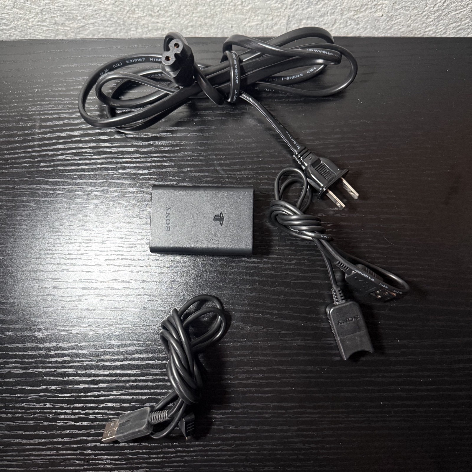 Sony PS Vita PCH-1101 Lot Bundle 8GB Card Charger Case + 10 Games Tested Works