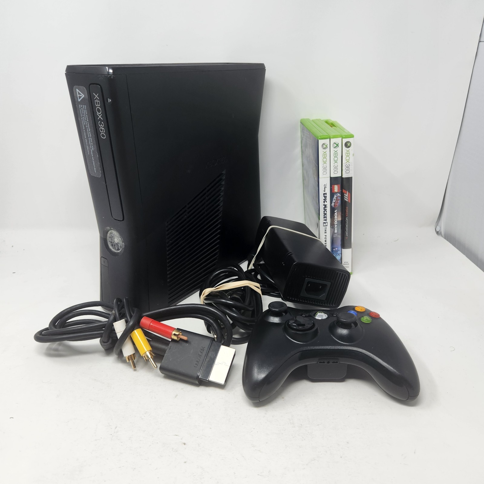 Xbox 360 Slim 250GB Black Console NTSC-U/C Bundle W/Controller + Game Bundle