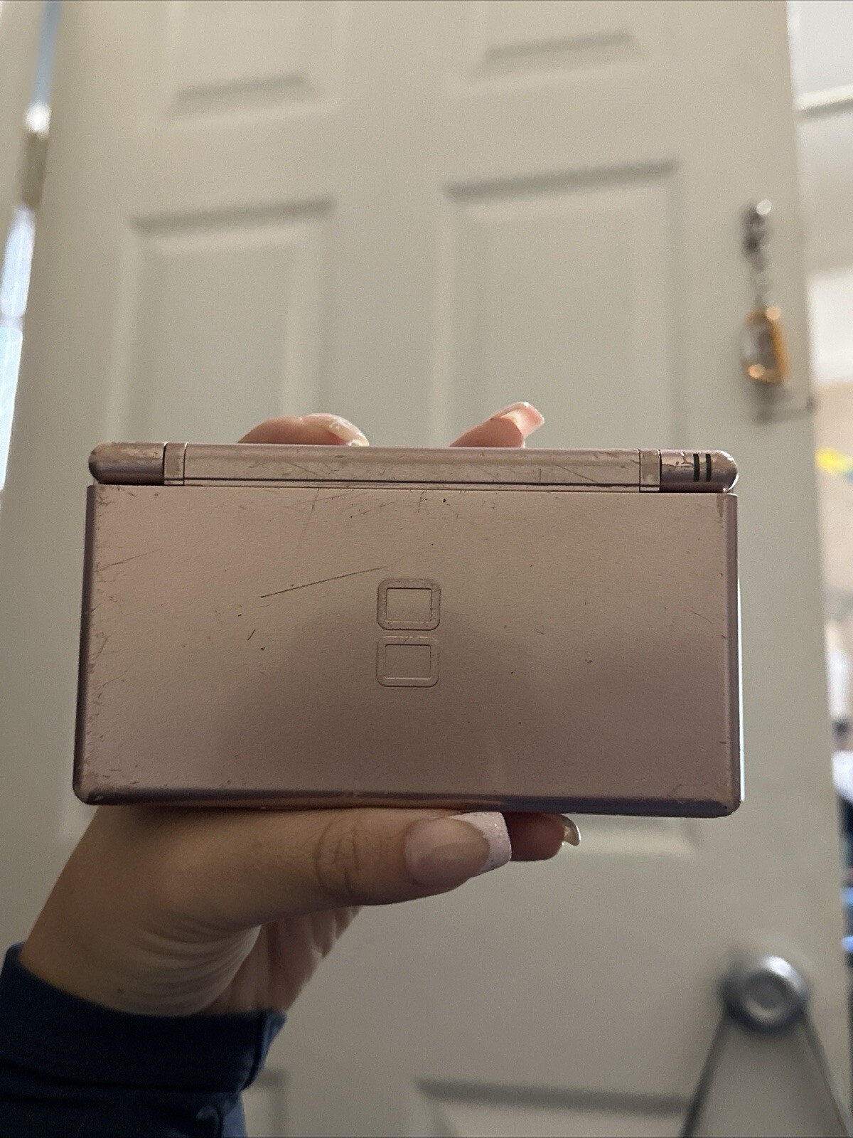 Nintendo DS Lite System Portable Gaming Console – Coral Pink