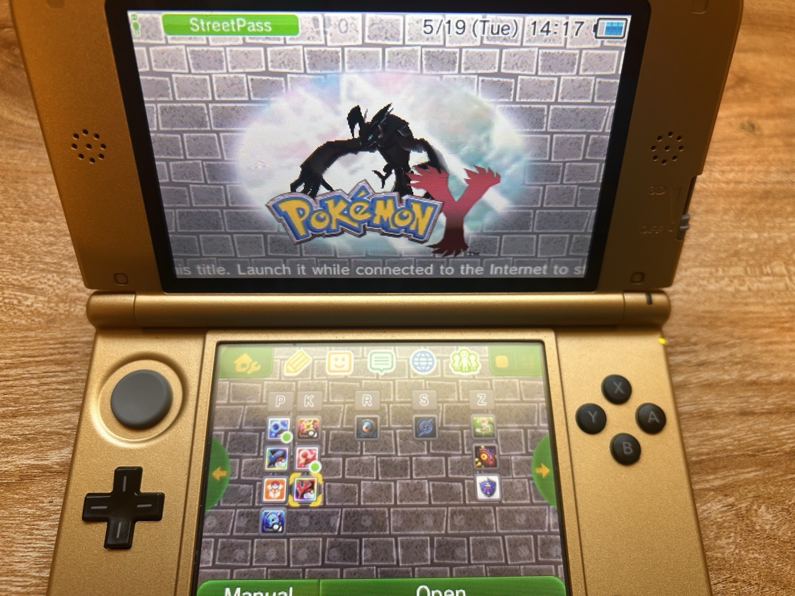 Nintendo 3DSXL Bundle | Zelda A Link Between Worlds Limited Edition