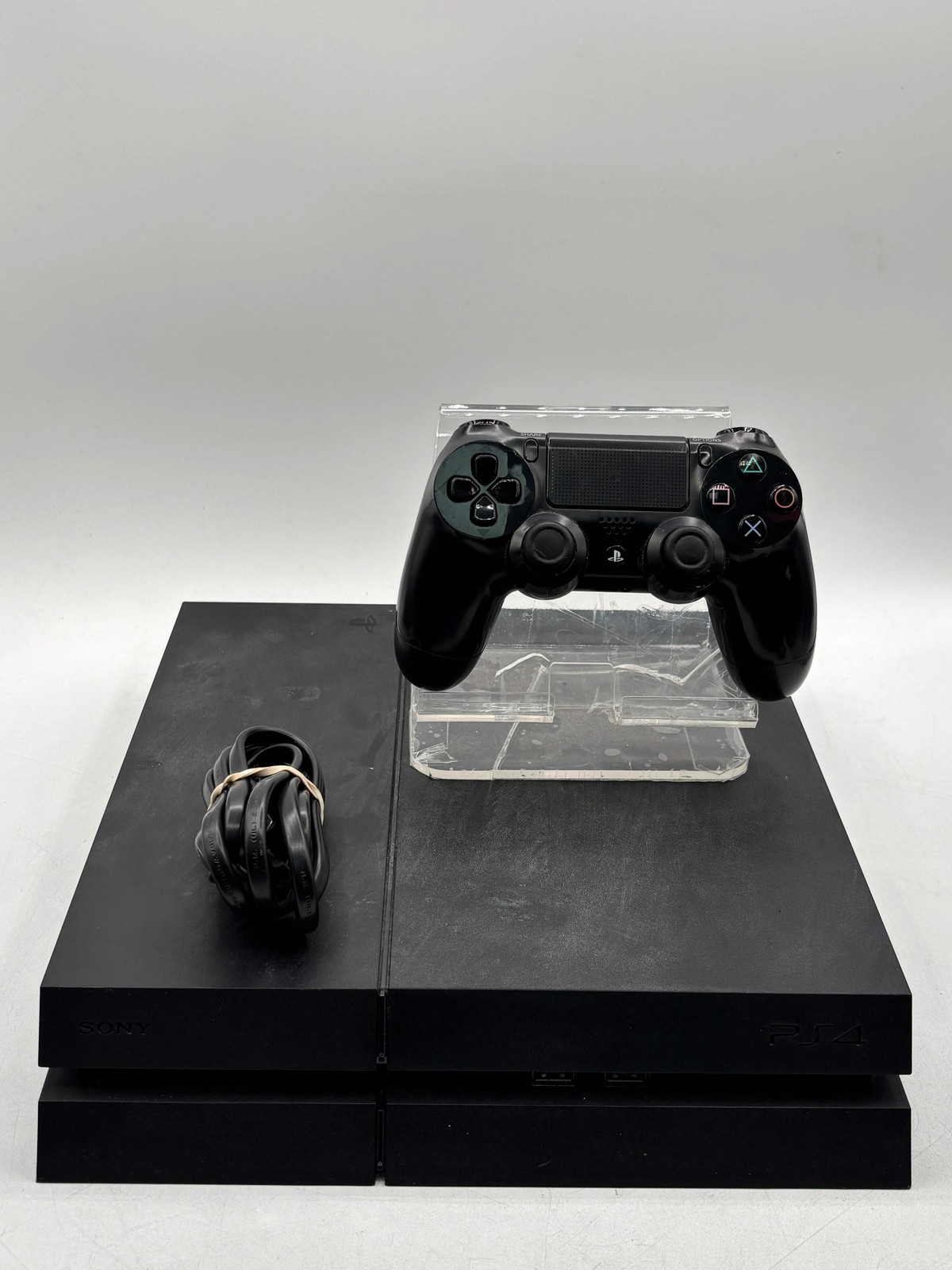 Sony PlayStation 4 PS4 500GB CUH-1215A Console With Controller