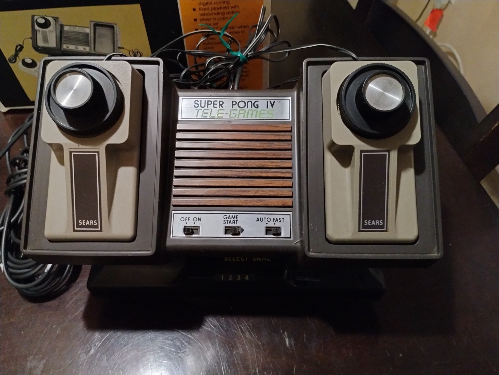 Vintage Sears Tele-Games Atari Super Pong IV w/ 4 Controllers In Original Box