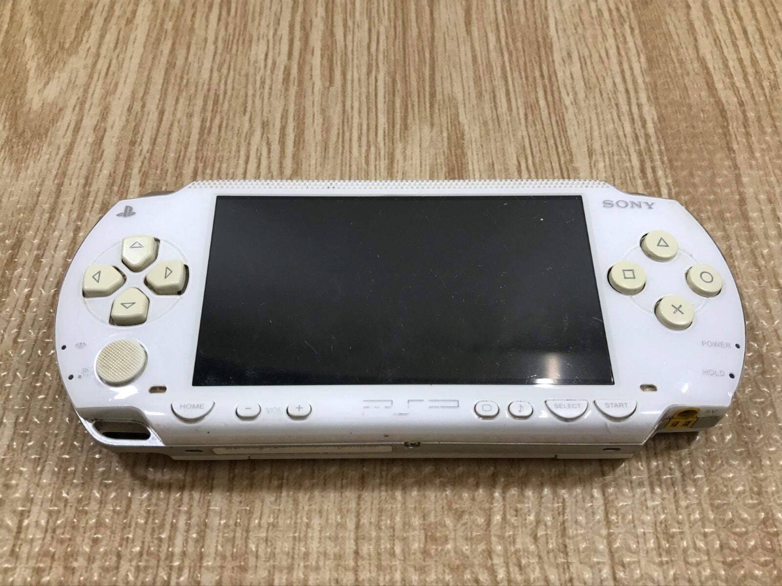 PSP-1000 CERAMIC WHITE Console Japan – With Defects GE1692