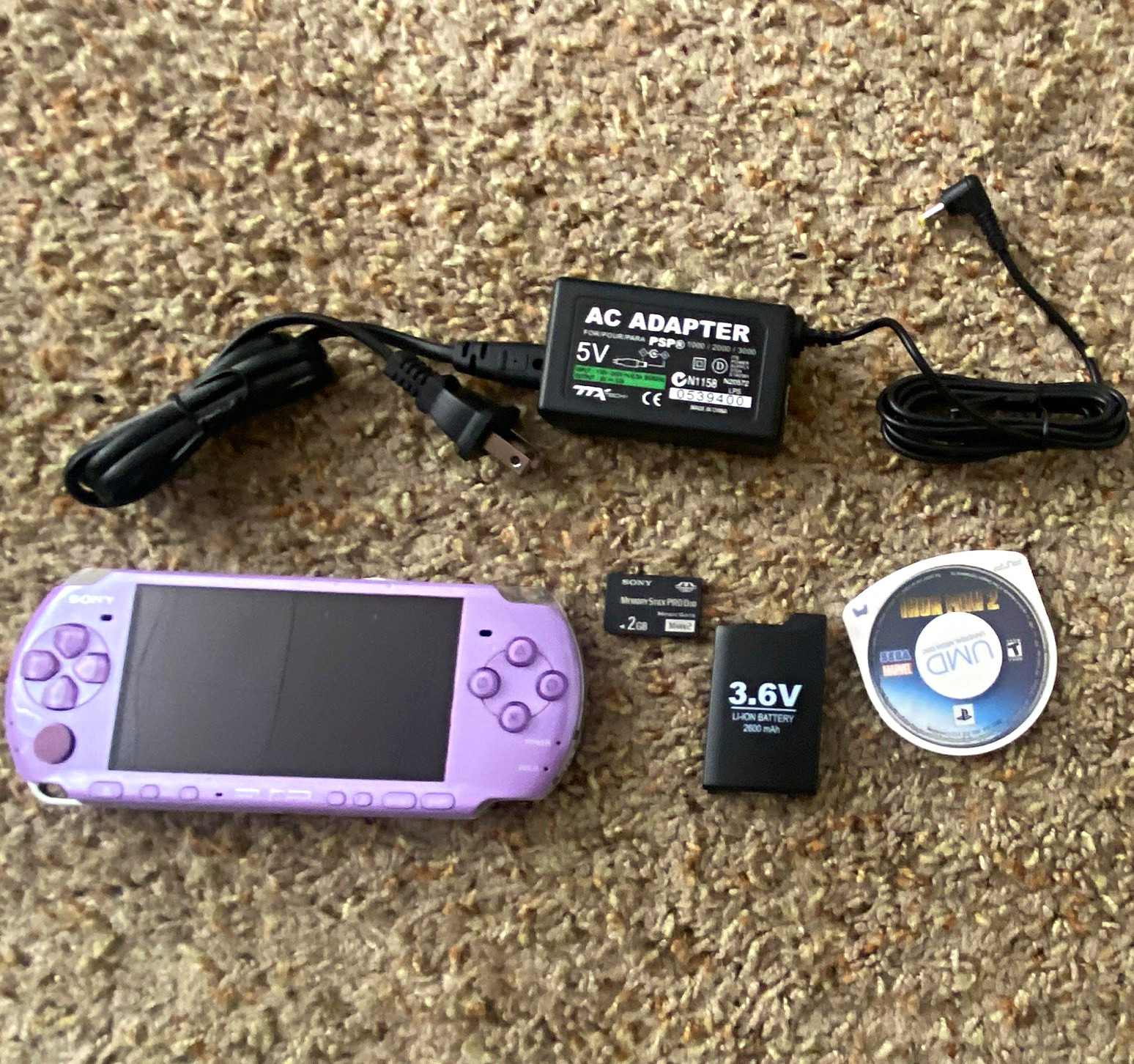 Sony PSP-3000 Lilac Purple Hannah Montana. 1 game, Ac Adapter, 2Gb Memory Stick,