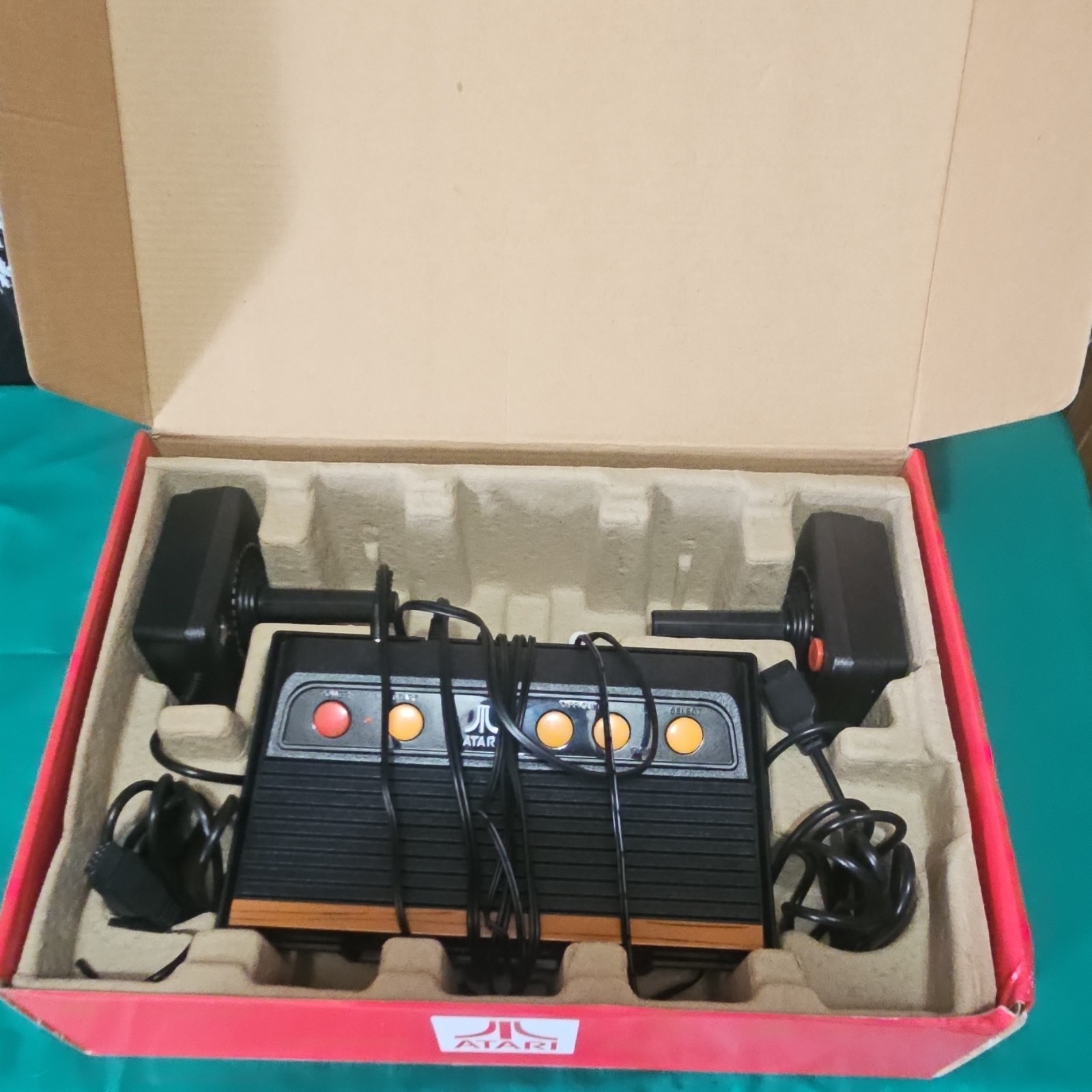 Atari Flashback 8 Plug N Play Console 105 Games Two Wired Controllers