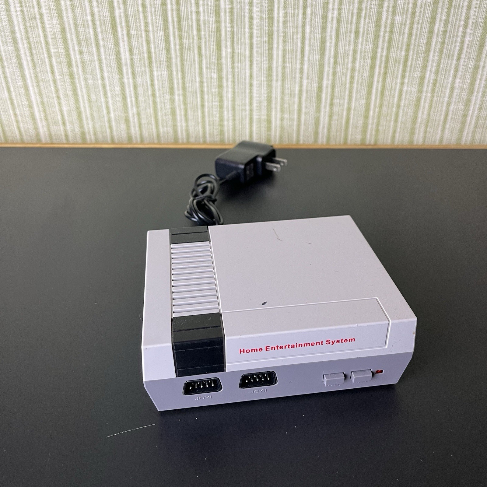 Home Entertainment System NES Knock Off Video Game Console w/ Power Supply