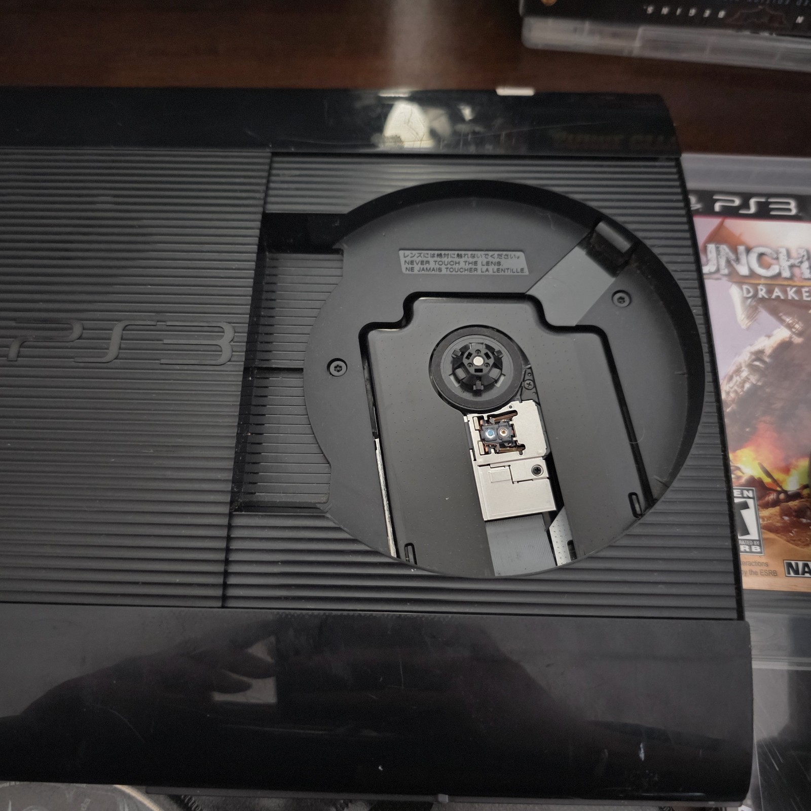 PS3 SUPER SLIM 500G / 1 CONTROLLER / 3 GAMES / NO CABLES tested works