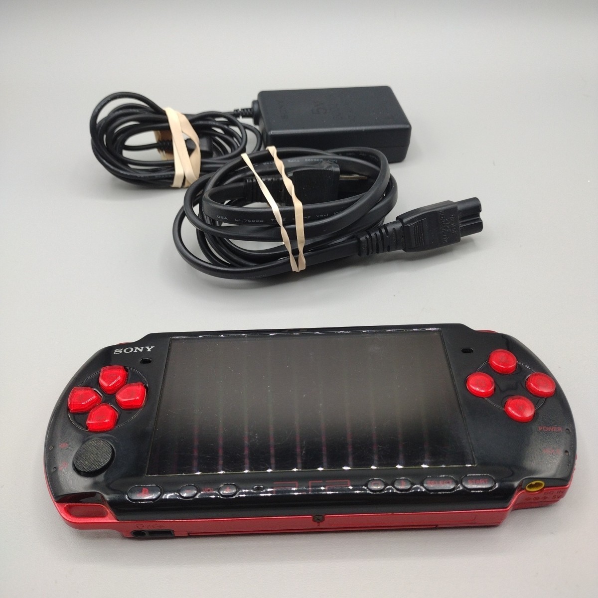 Sony PSP 3001 God of War Red & Black Handheld System w/ Charger Tested Works