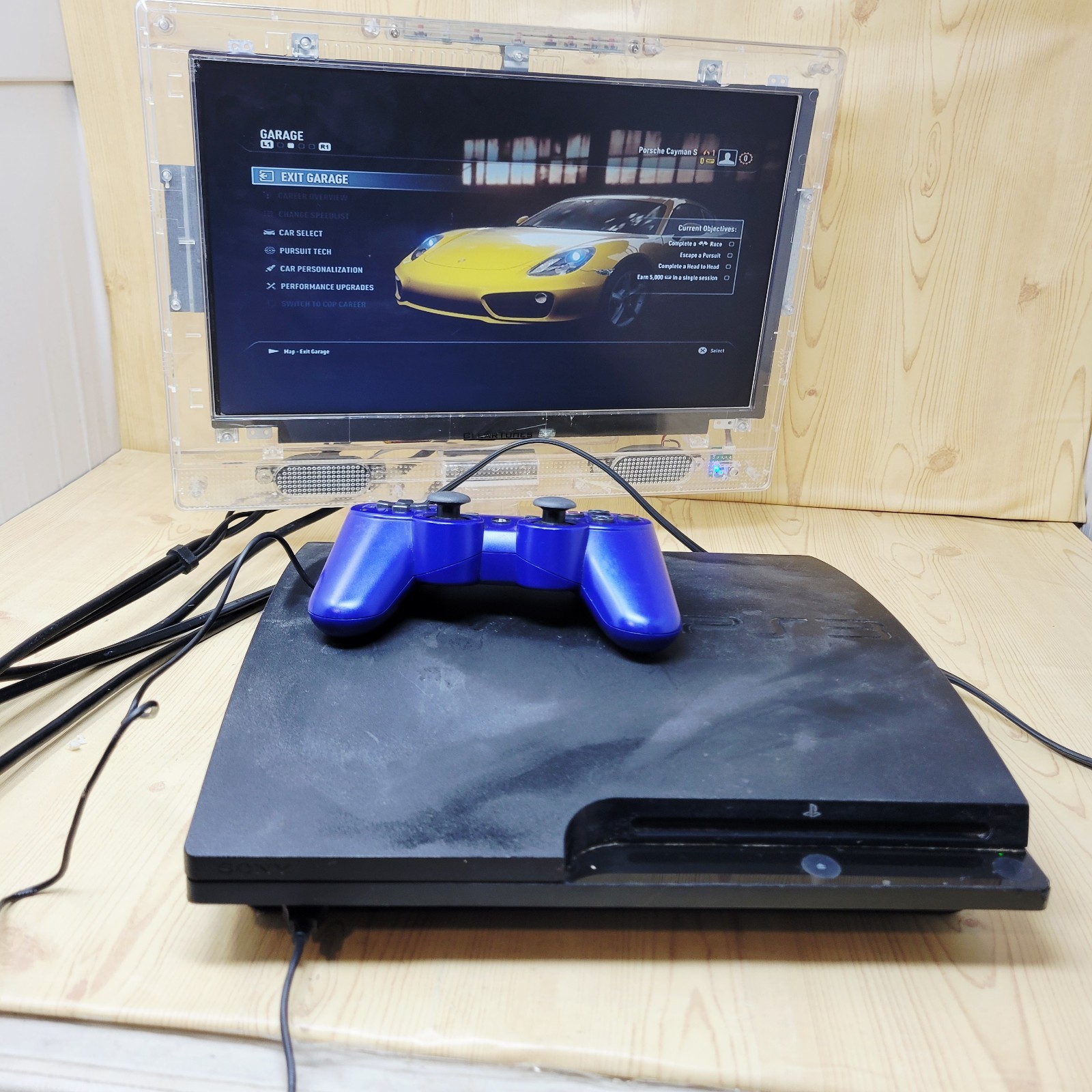 Sony PlayStation 3 PS3 Slim Console 160GB (3001A) w/Controller Working!