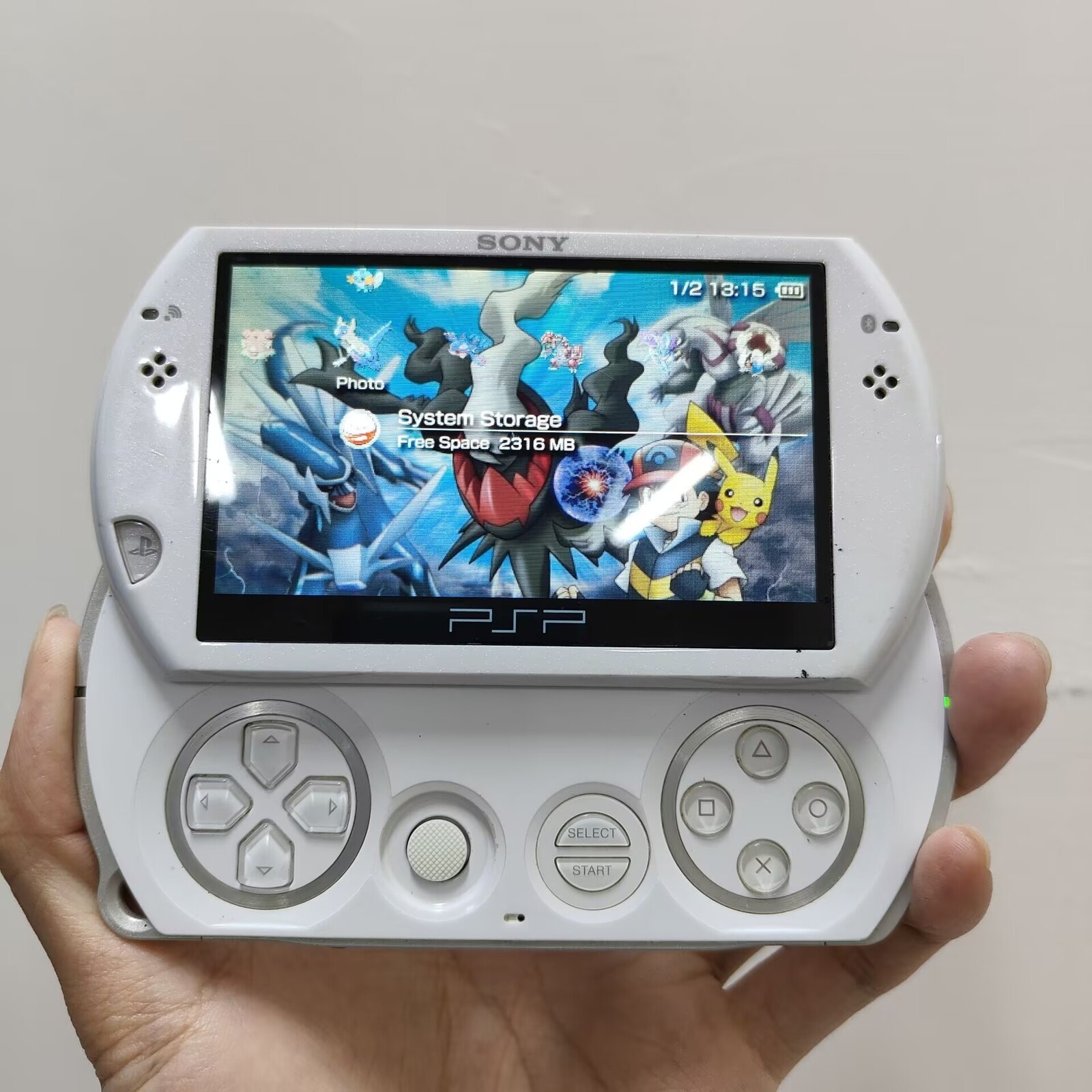 Sony PSP GO PlayStation PortableGo Piano Black or Pearl White Console 85-90% New
