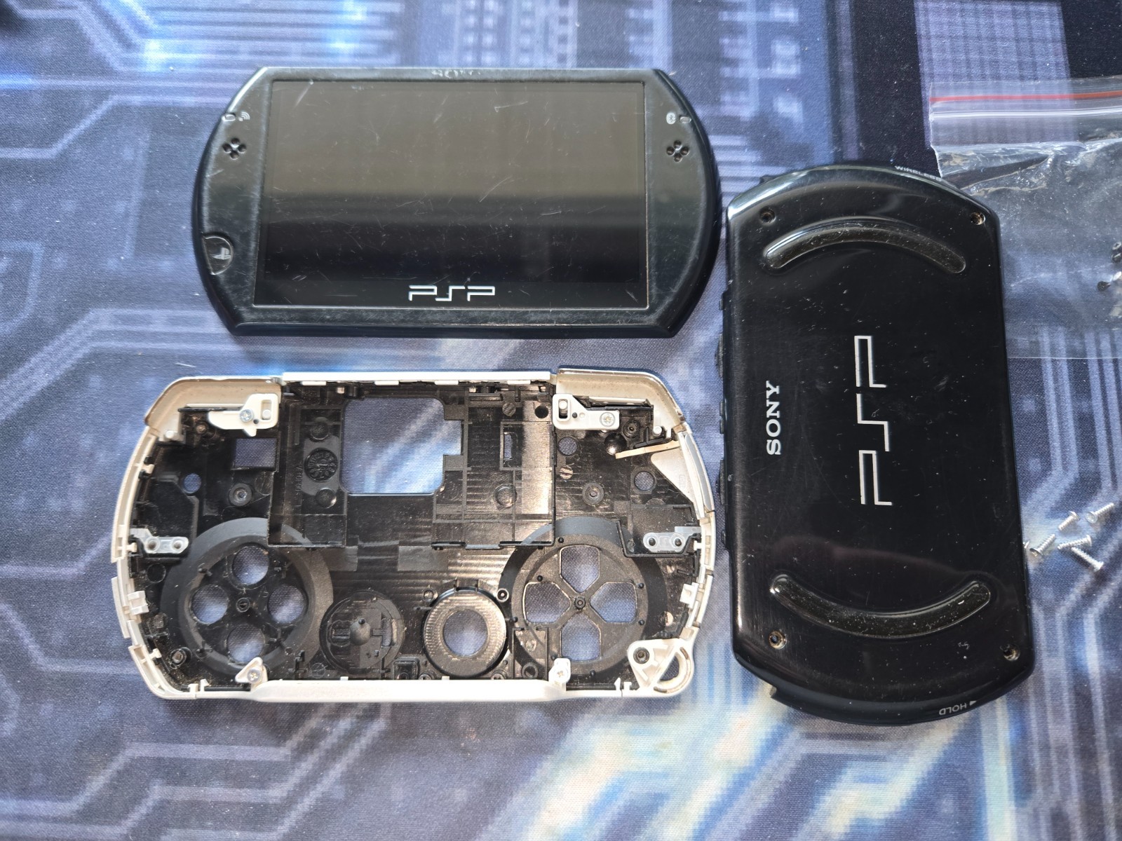 Sony PSP Go Genuine Original Shell, Screws, and Screen for Parts (#2)