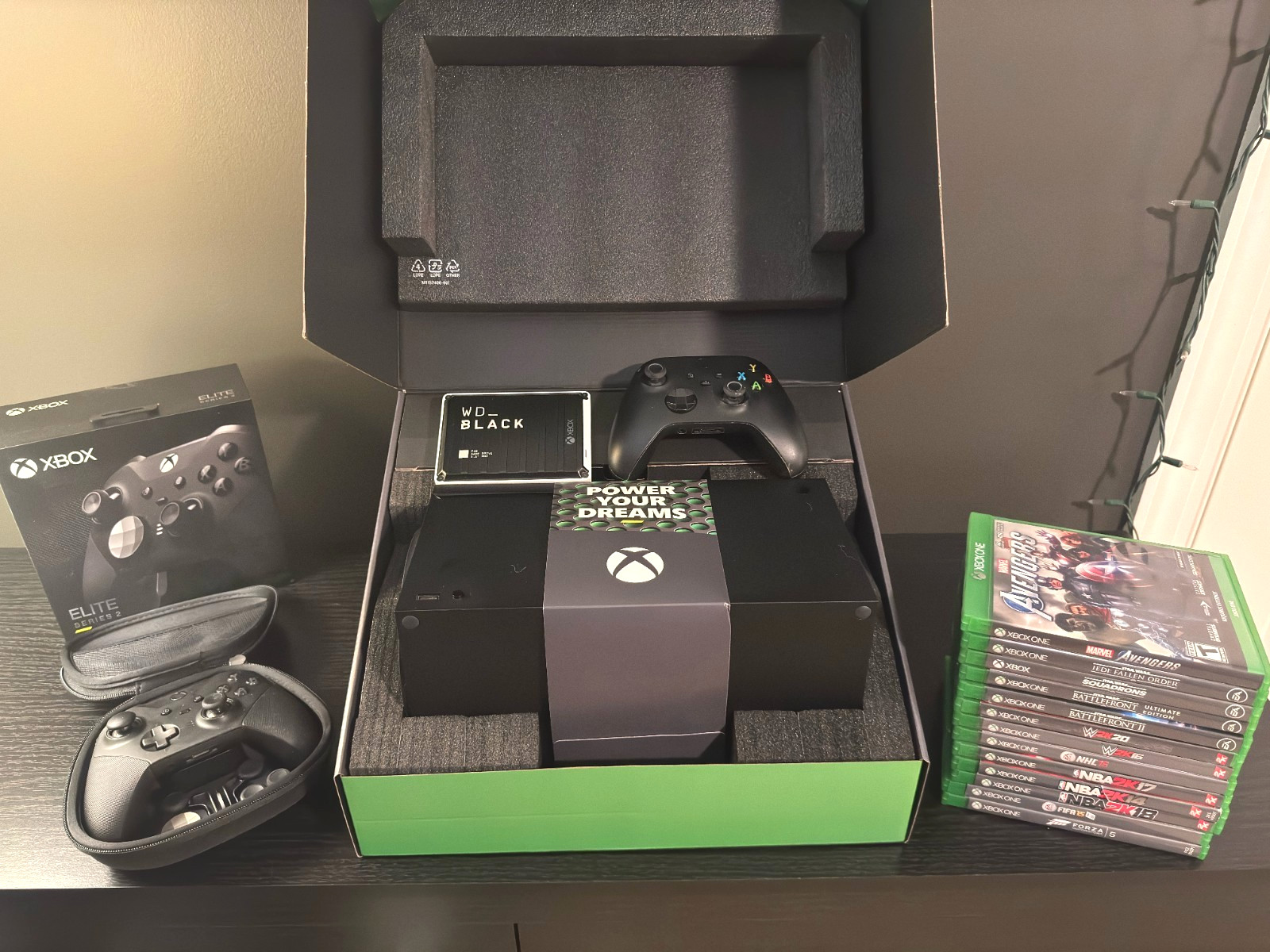 Microsoft Xbox Series X Gaming Console Bundle 1 TB, Black BUNDLE + 6 Games