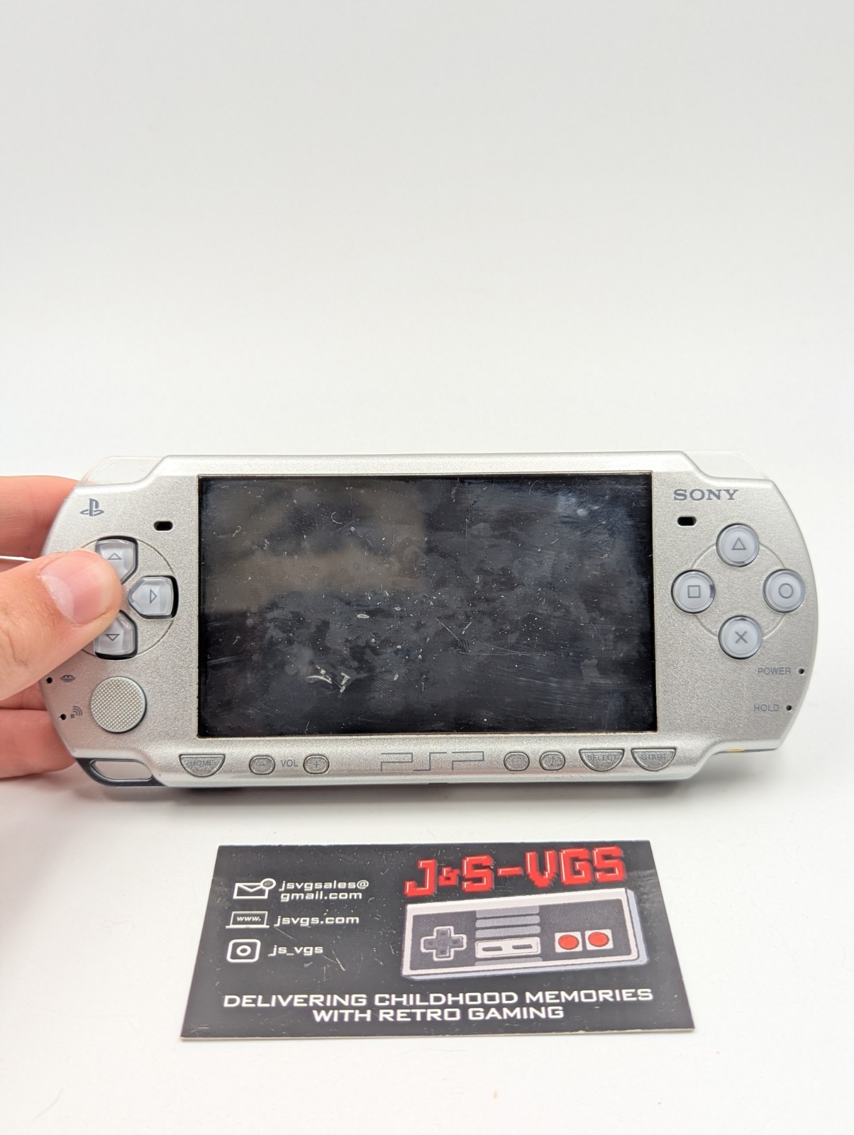 Sony PSP 2000 Silver Console PlayStation Portable Charger