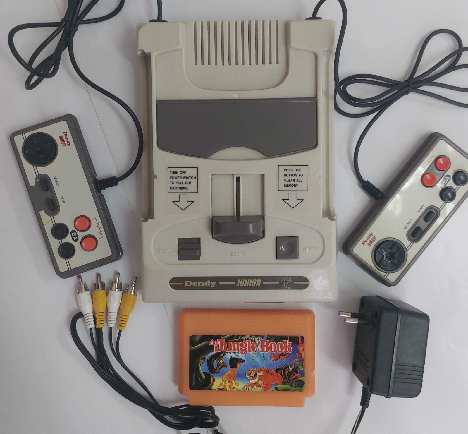RARE Dendy junior steepler from 90’s with rare version of the processor