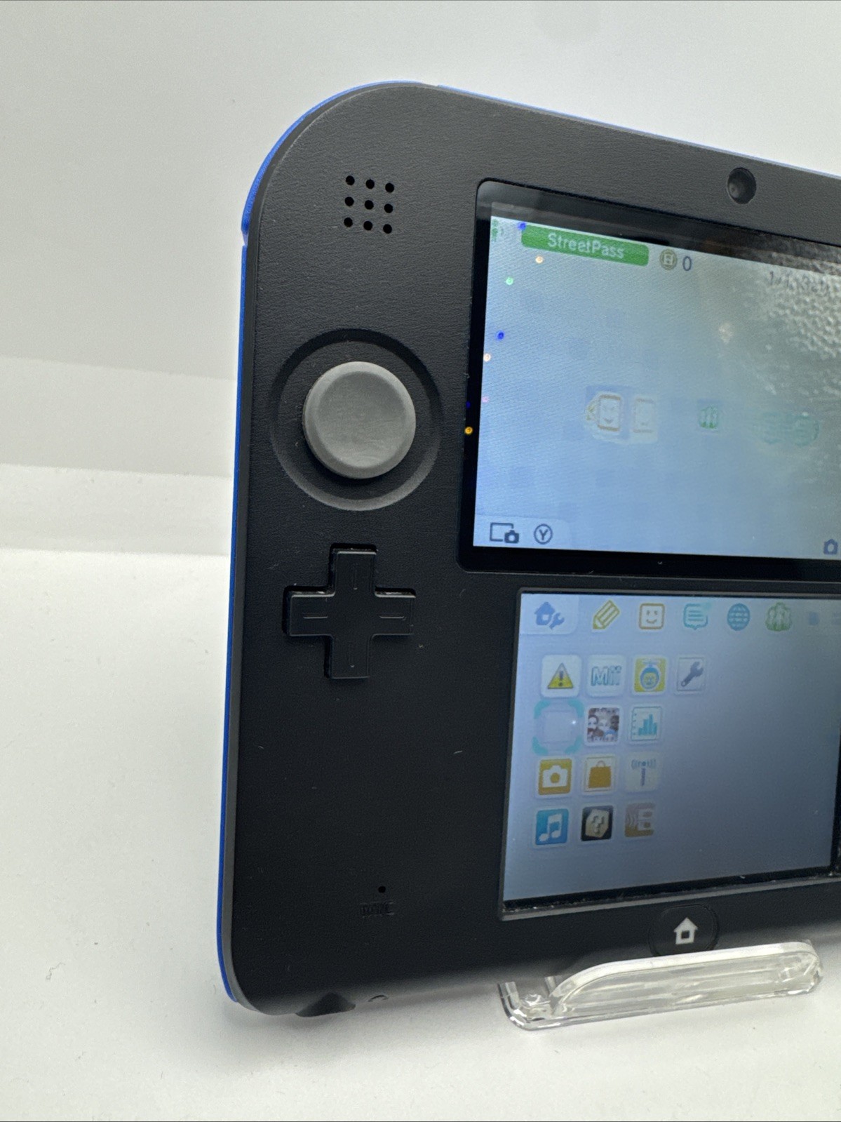Nintendo 2DS Electric Blue Console – Complete CIB – Great Condition – Tested