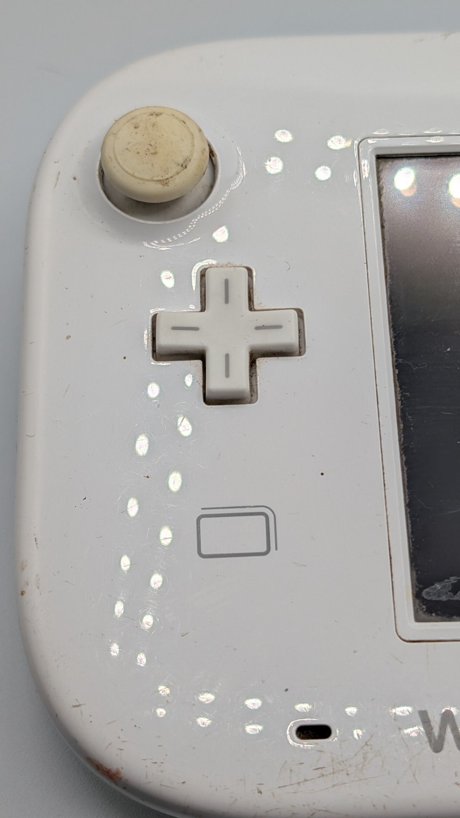 Nintendo Wii U White Gamepad Controller Only – No Battery – For Parts Or Repair