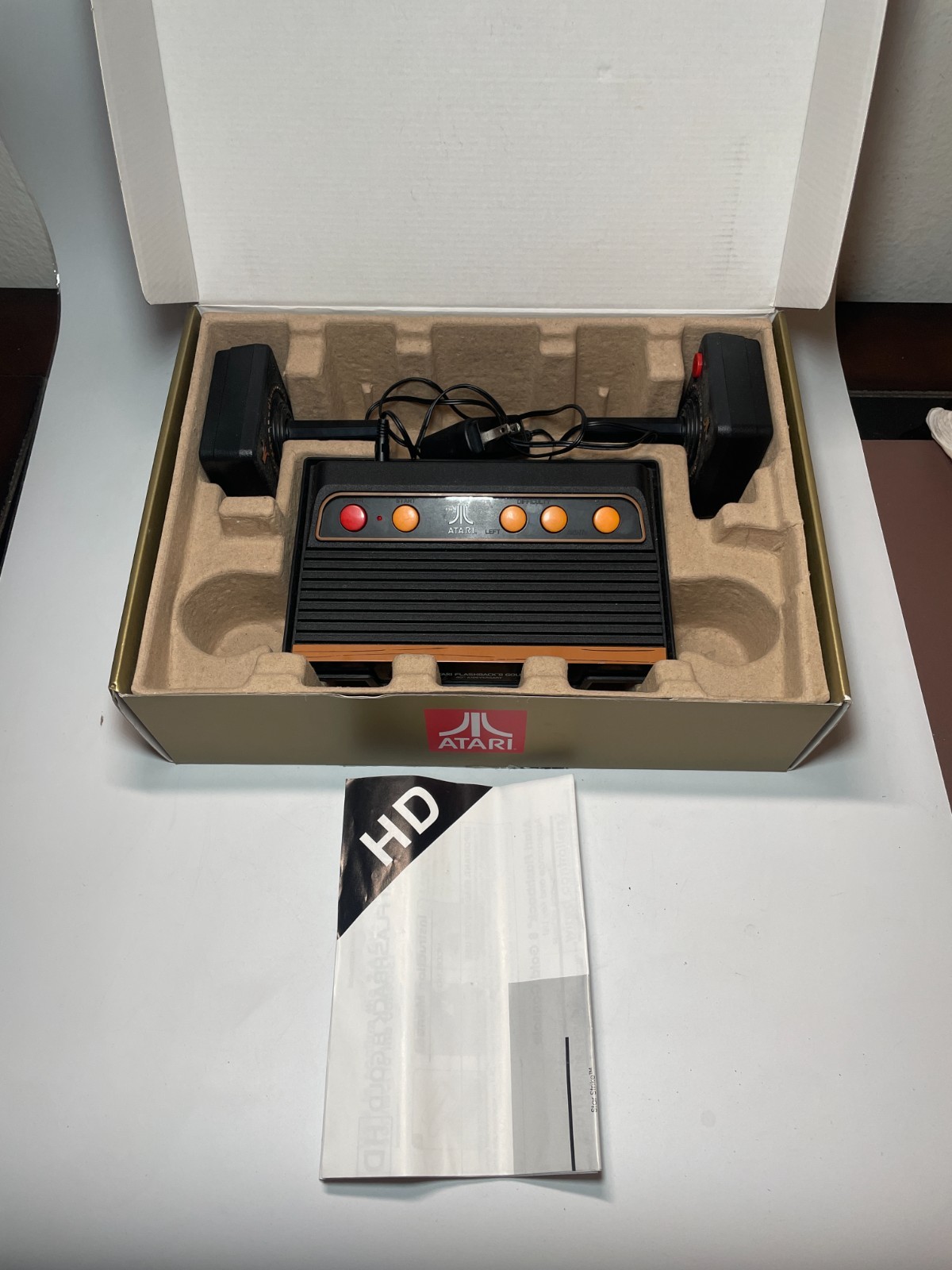Atari Flashback 8 Gold Console HDMI 120 Games 2 Wireless Controllers video game