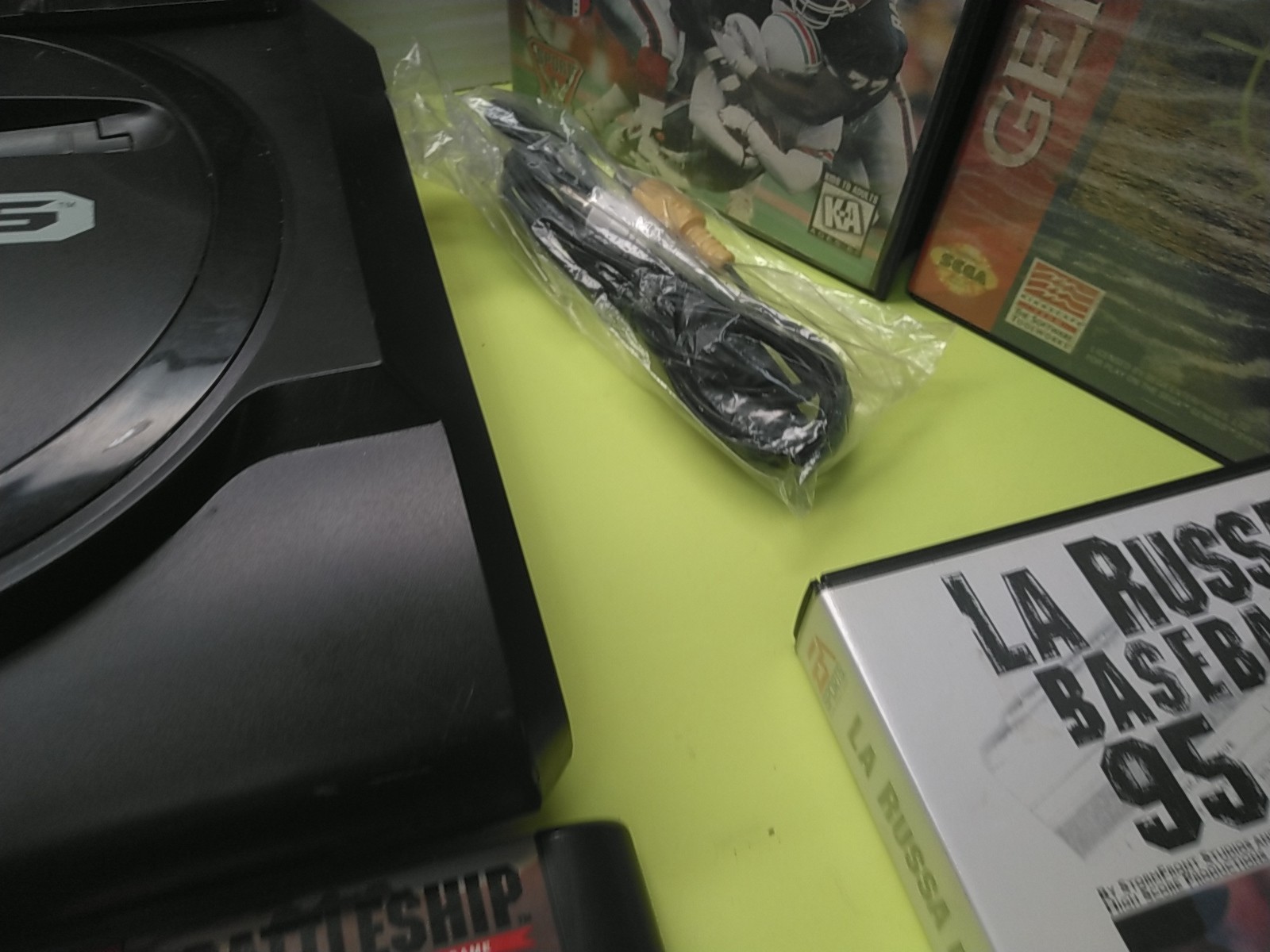 Sega Genesis System 1 W/ 9 Games All Hookups