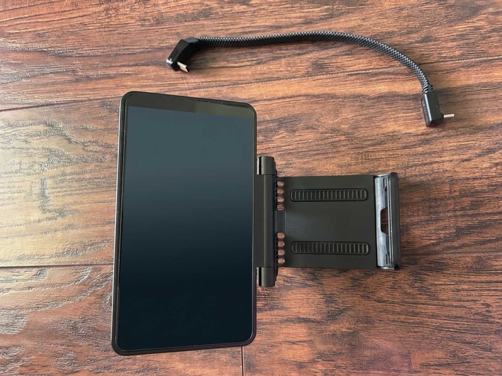 Retroid Pocket Mini V2 + Dual Screen Add-On + Case & Charger Gaming Bundle