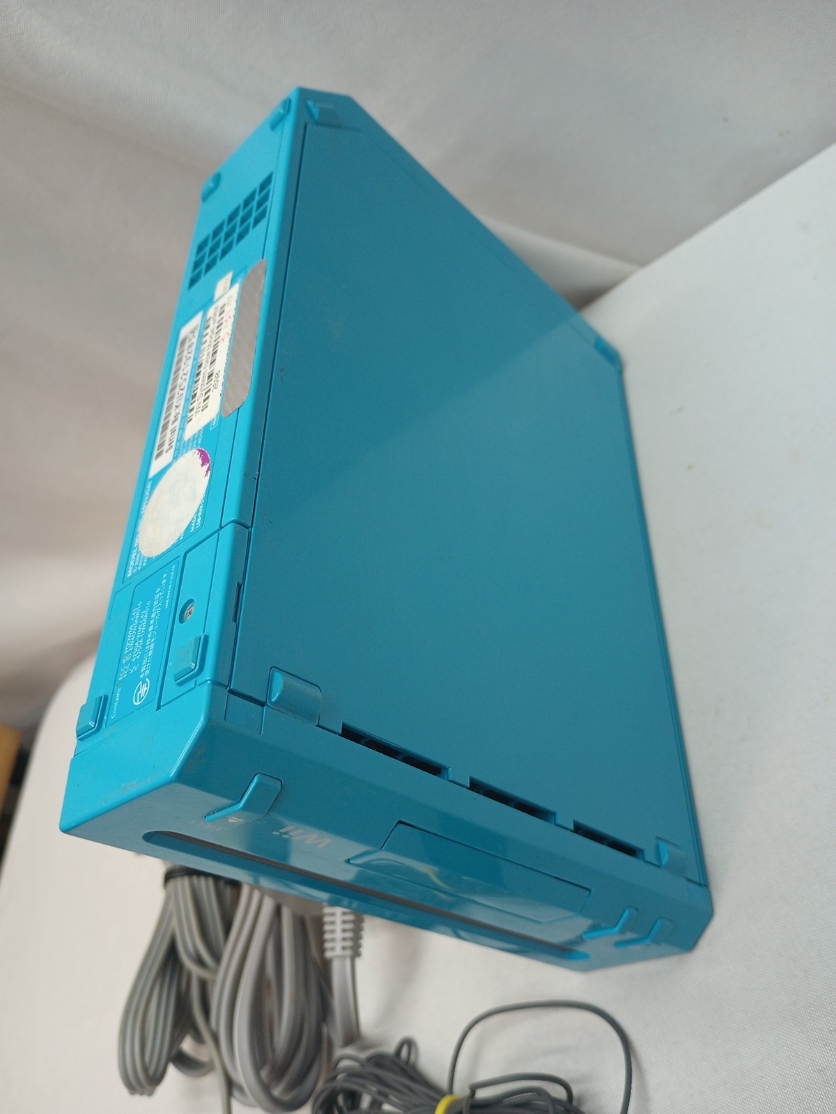 Nintendo Wii RVL-101 Blue Game Console Working No Controller Comes With Cords