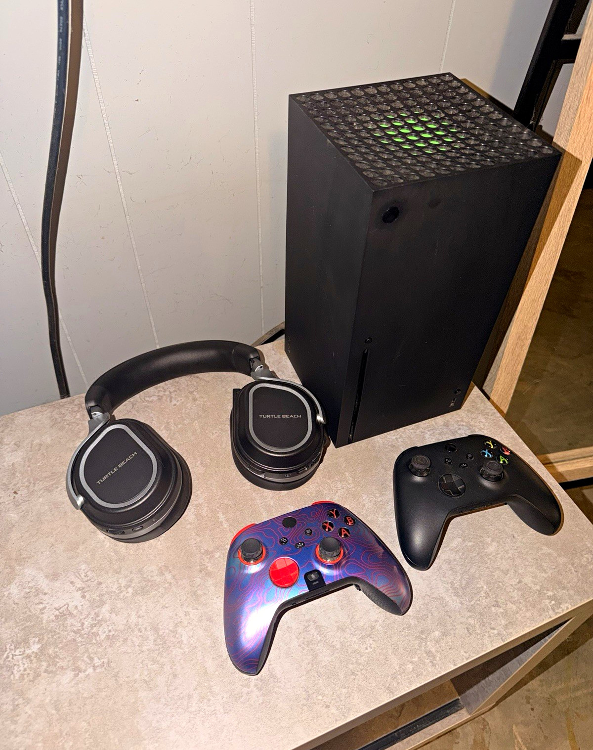Microsoft Xbox Series X 1TB Black Console Bundle