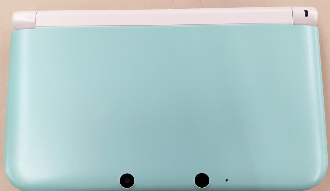 Nintendo SPR-001 3DSLL