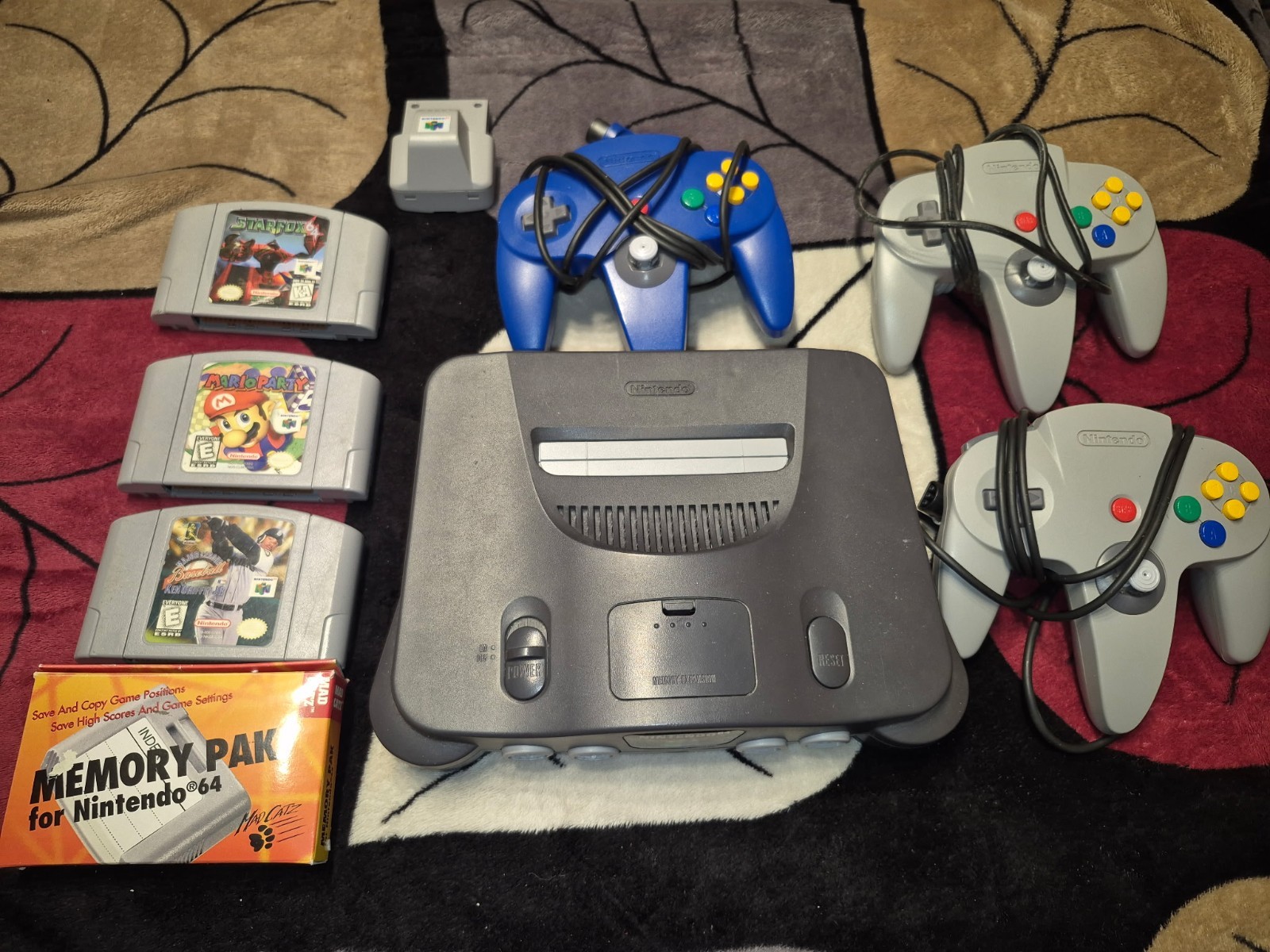 Nintendo 64 Console Bundle w/3 Controllers, 4 Games, Memory Expansion