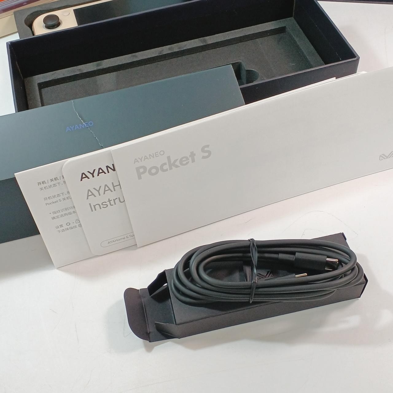 AYANEO Pocket S Retro Power Android w/Box Mint from Japan