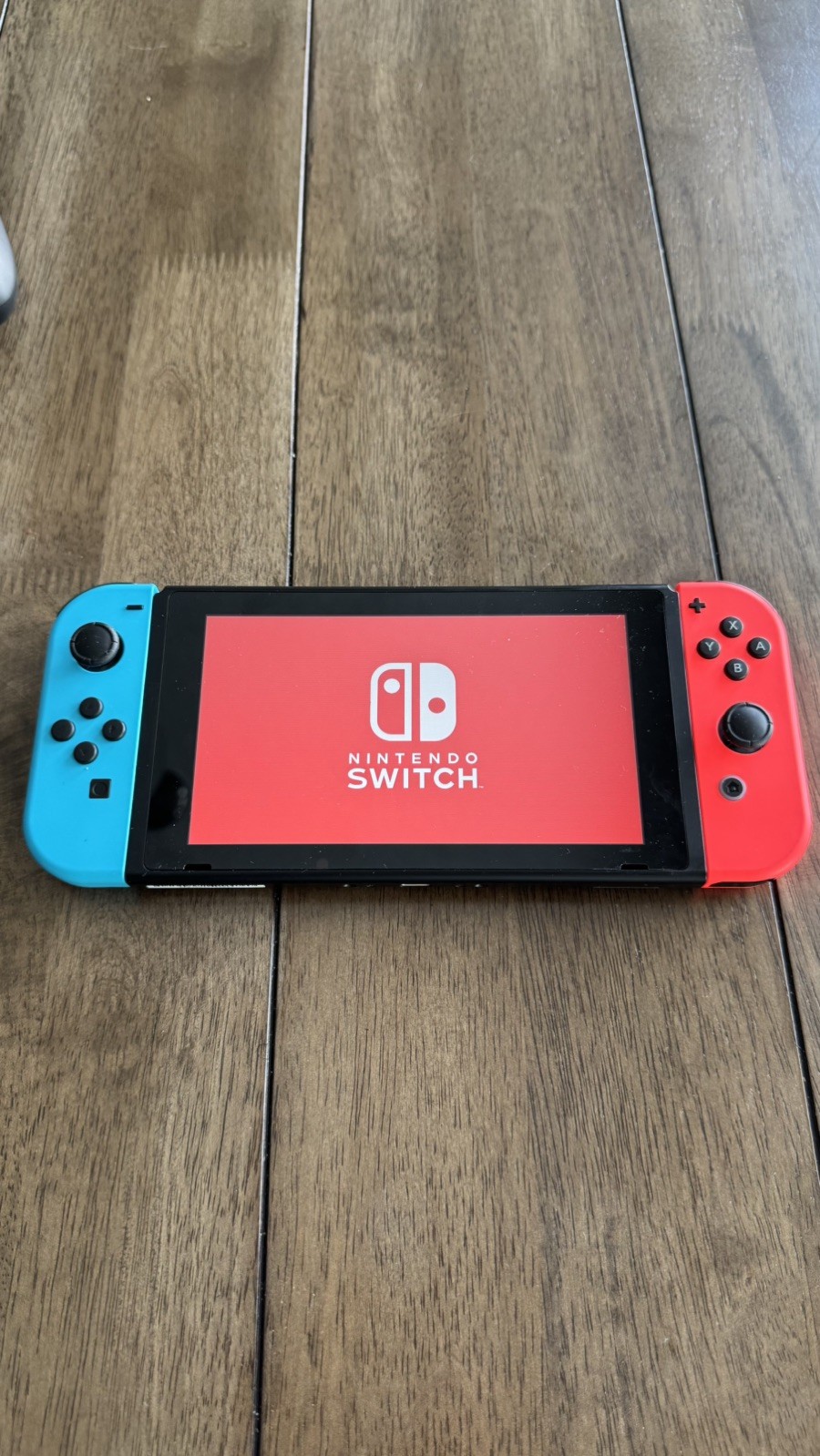Nintendo Switch Bundle with 3 Games and 128 Gb SD Card Excellent Condition