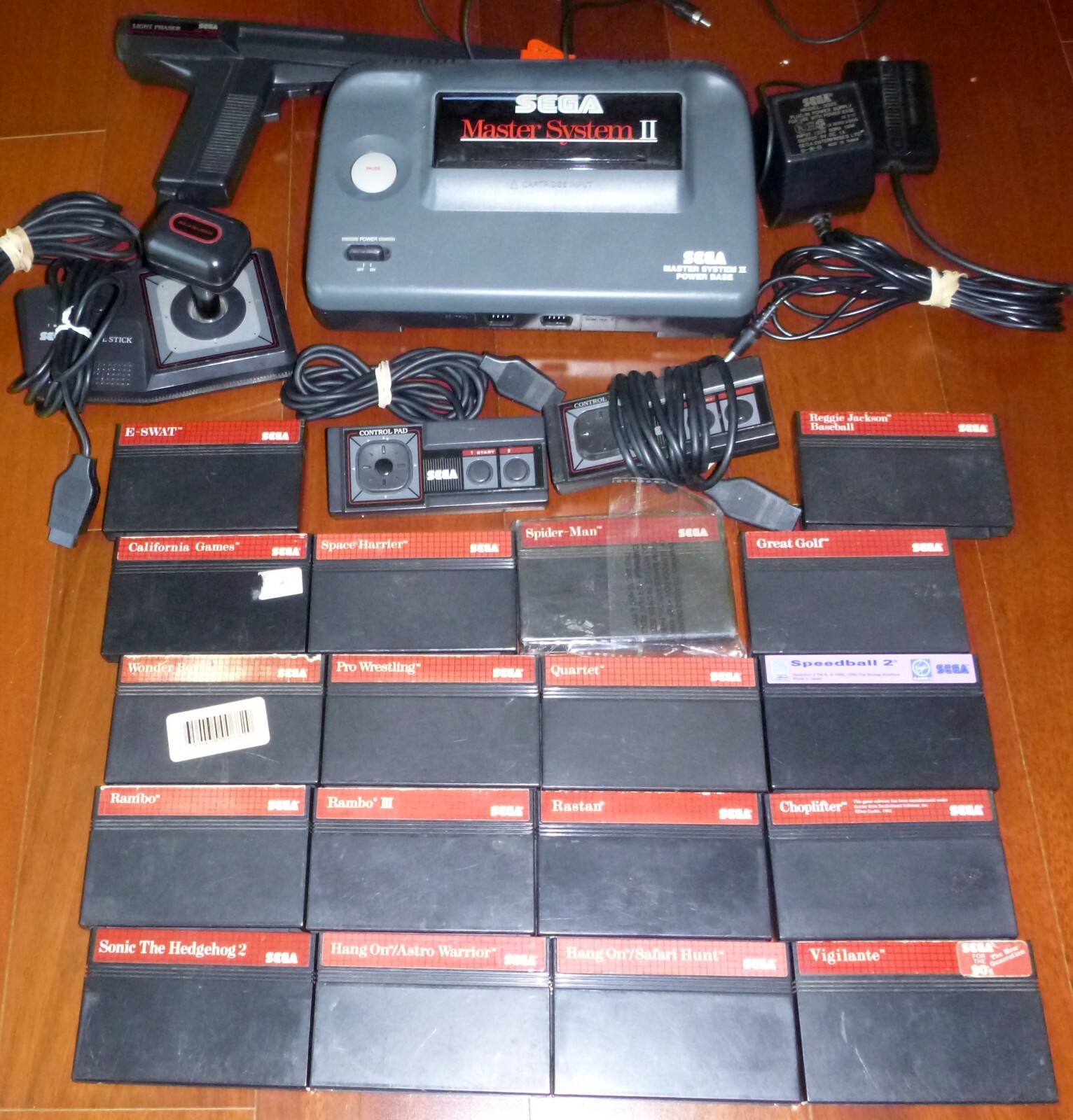 Sega Master System II + 18 Game Lot