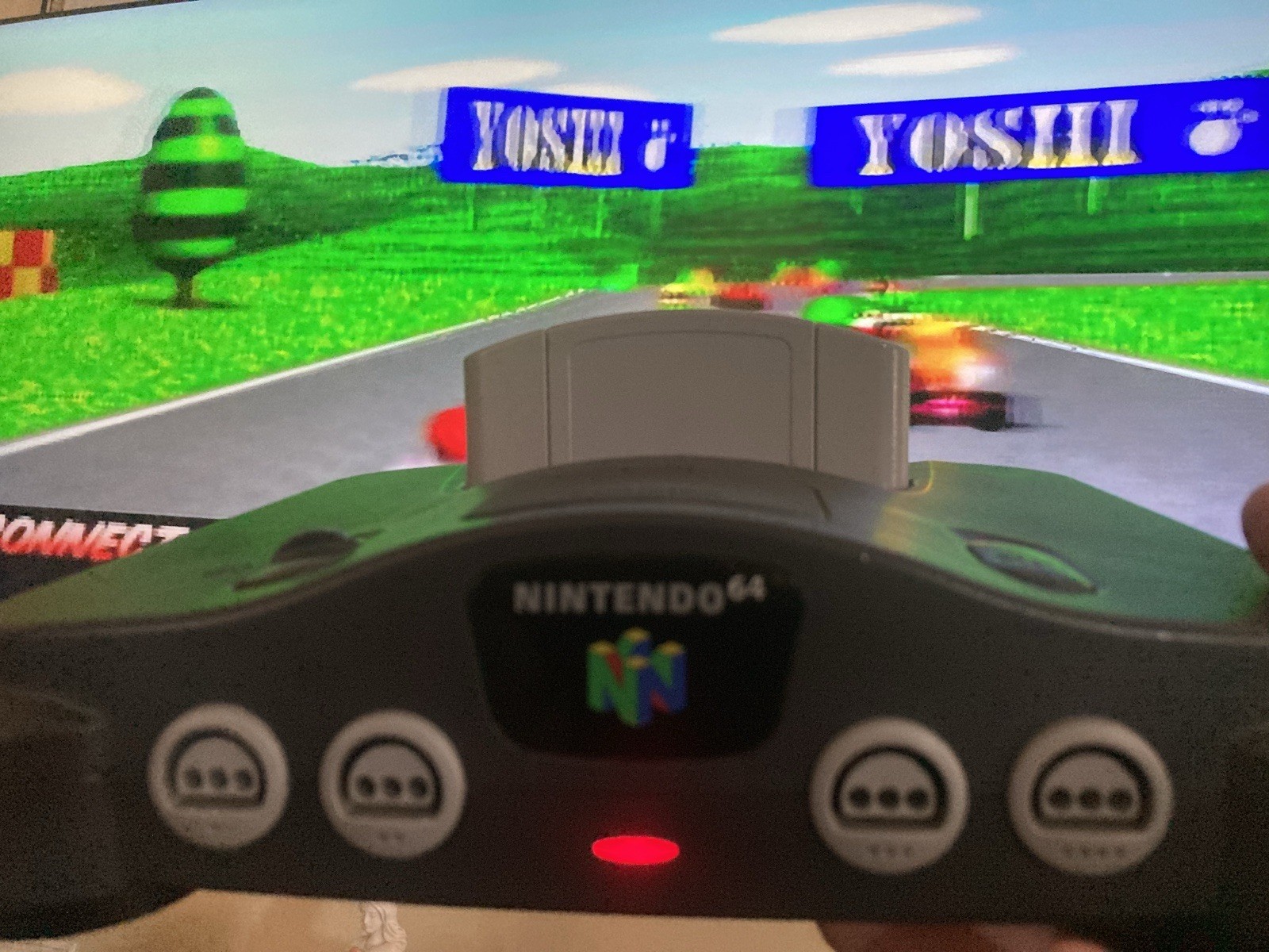 Nintendo 64 N64 With 2 Controllers Games Rumble *read Description *