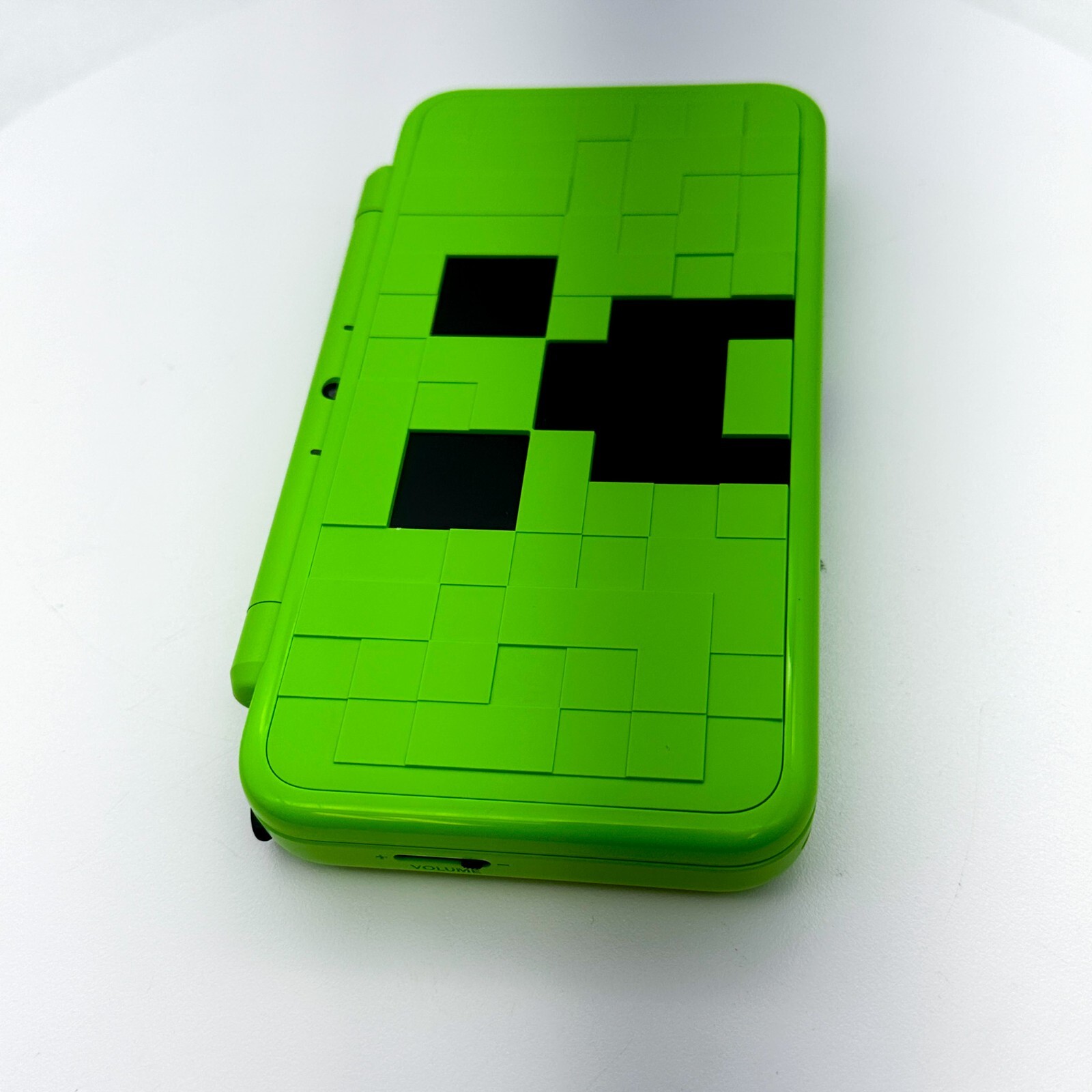 New Nintendo 2DS XL LL Minecraft Creeper Edition Japanese w/Accessories