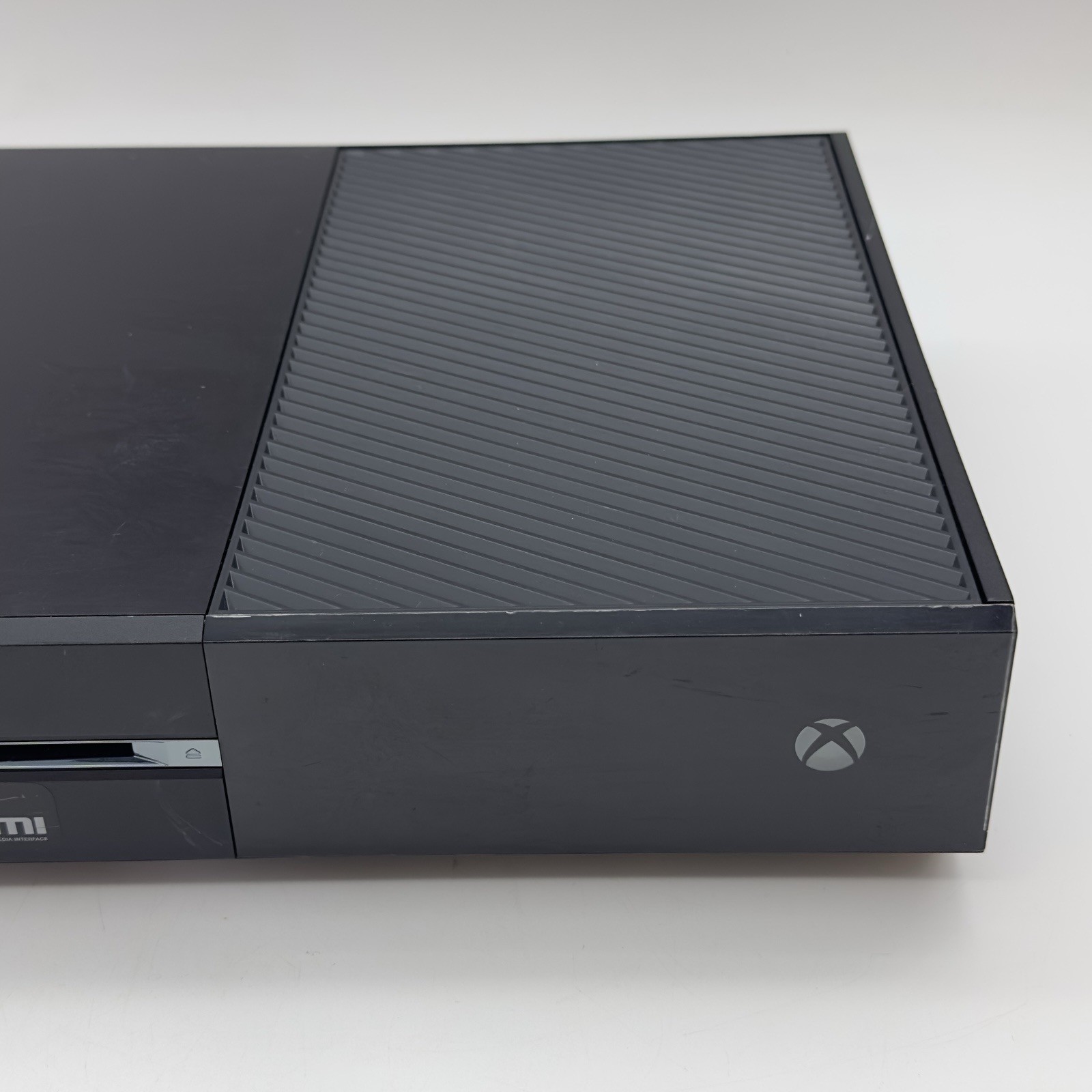 Xbox One 1540 Black 500GB Console Bundle TESTED w/Controller, Kinect, 8 Games