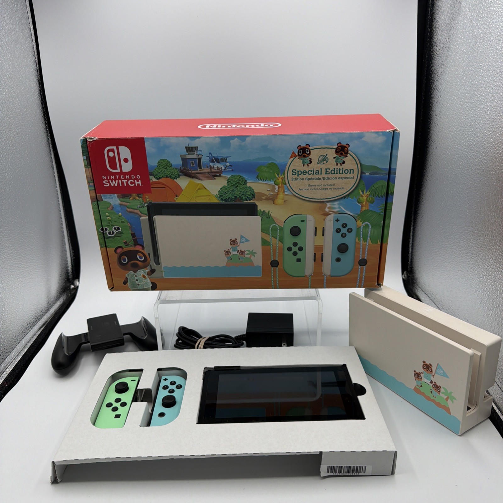 Nintendo Switch Console Animal Crossing Limited Edition Boxed Joy-Con Dock Set