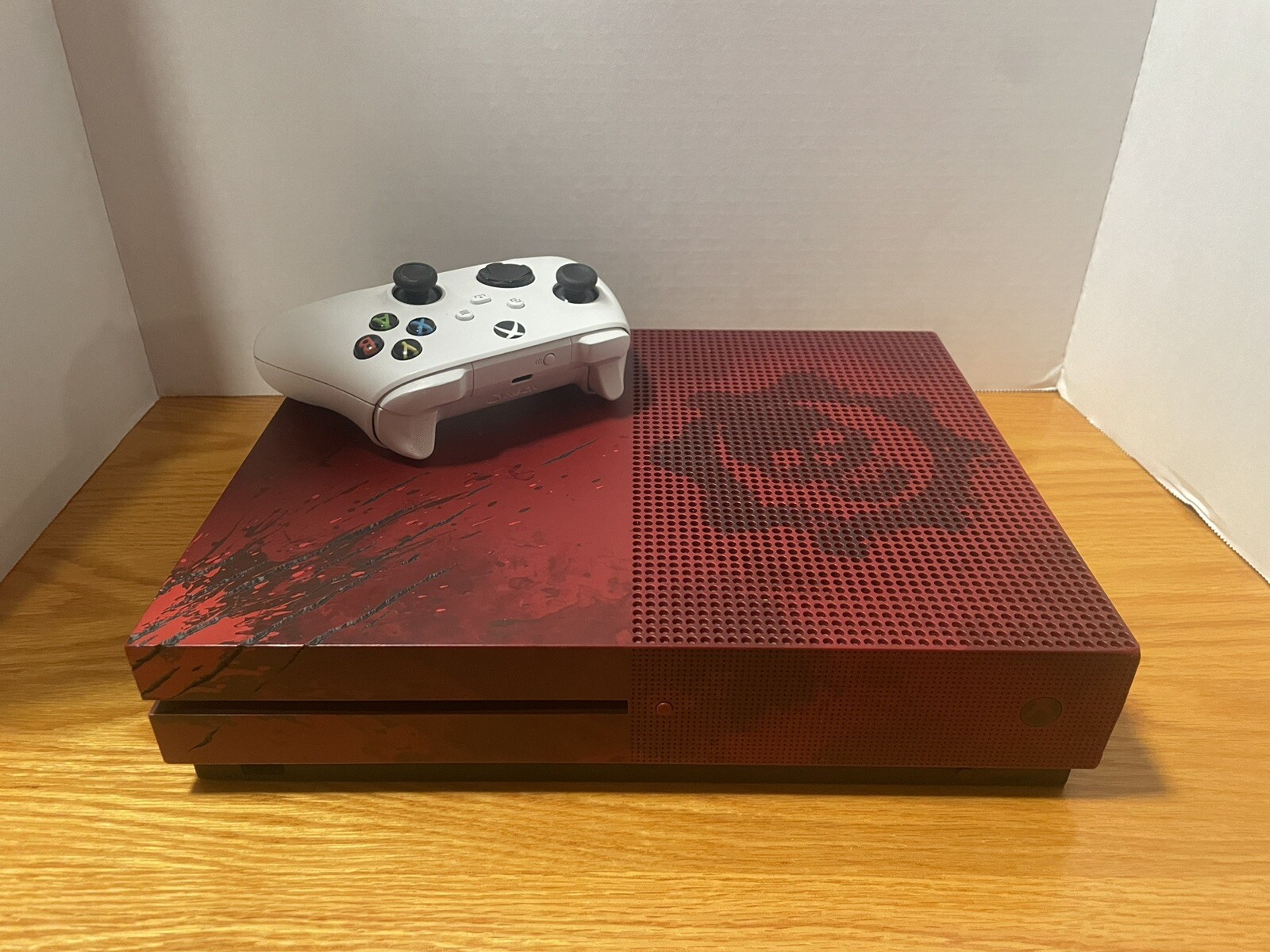 Microsoft Xbox One S Gears of War 4 Limited Edition 2 TB Crimson Red Console