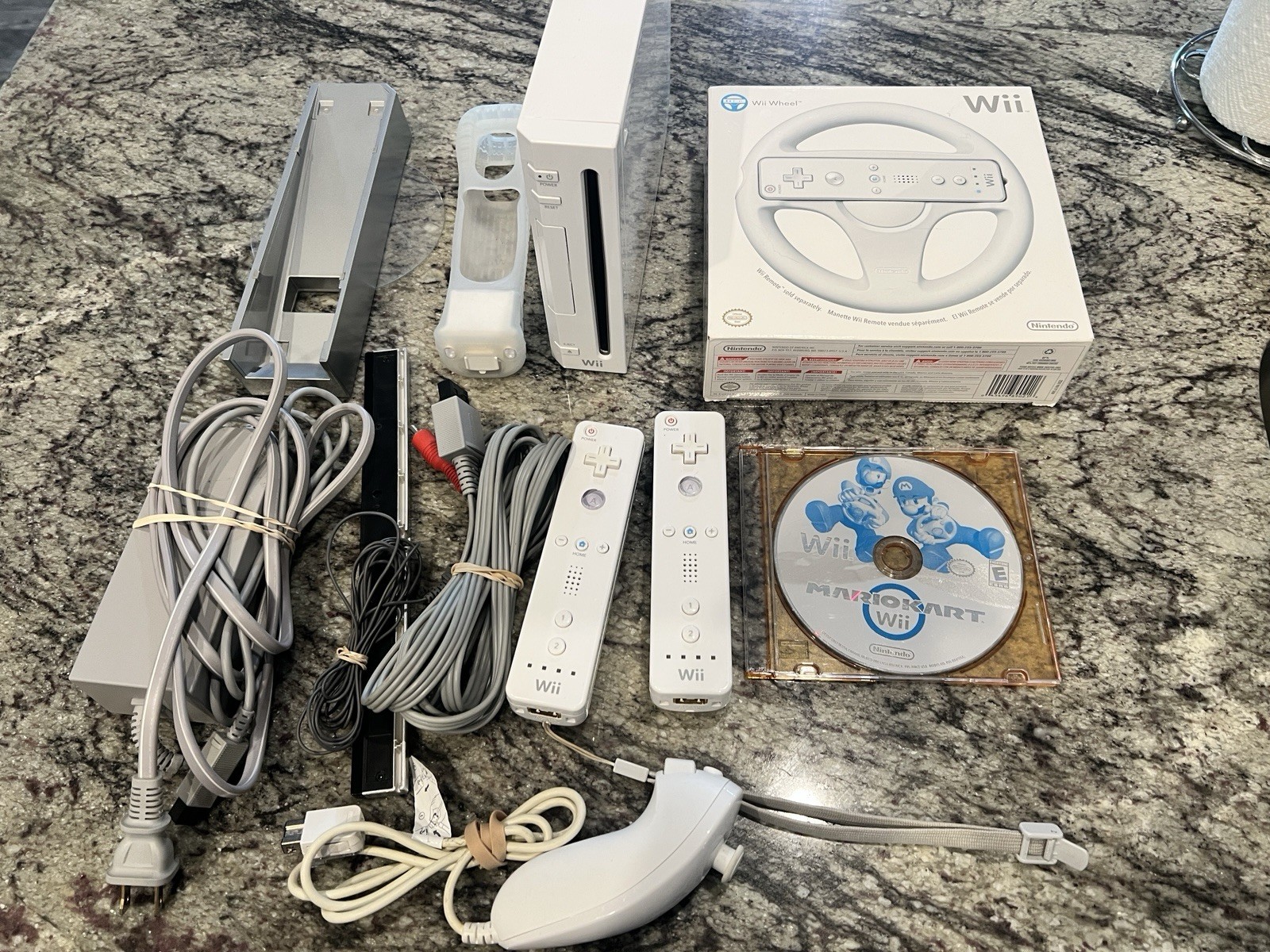 Nintendo Wii Mario Kart Console Bundle Controllers Wheel Tested