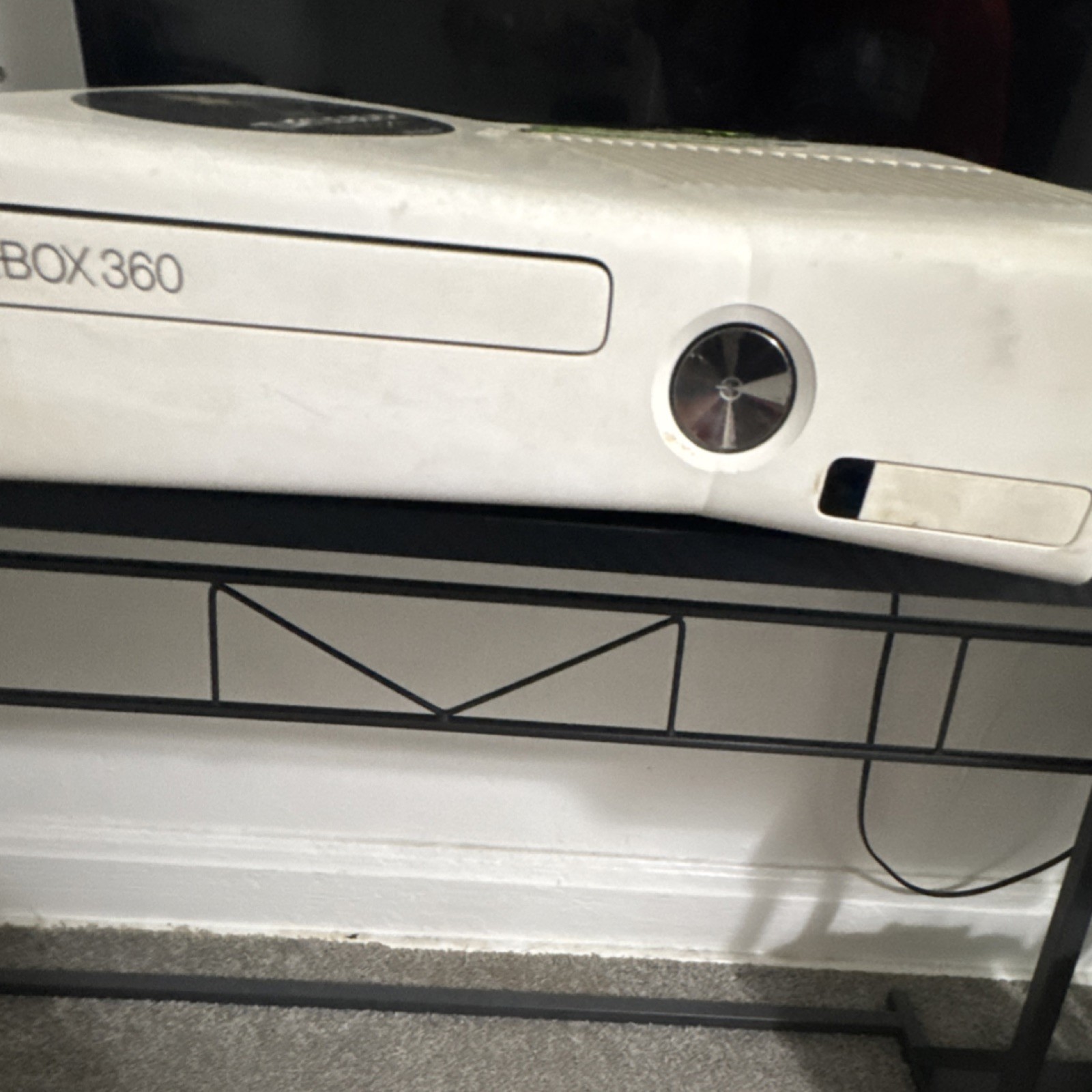 Microsoft Xbox 360 White Console Wi-Fi HDMI Component RCA 2 Controllers Stickers