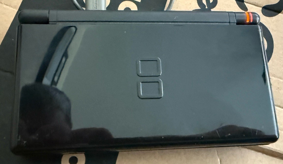 Nintendo DS Lite System in Box – Black – Barely Used – Includes Acekard 2i