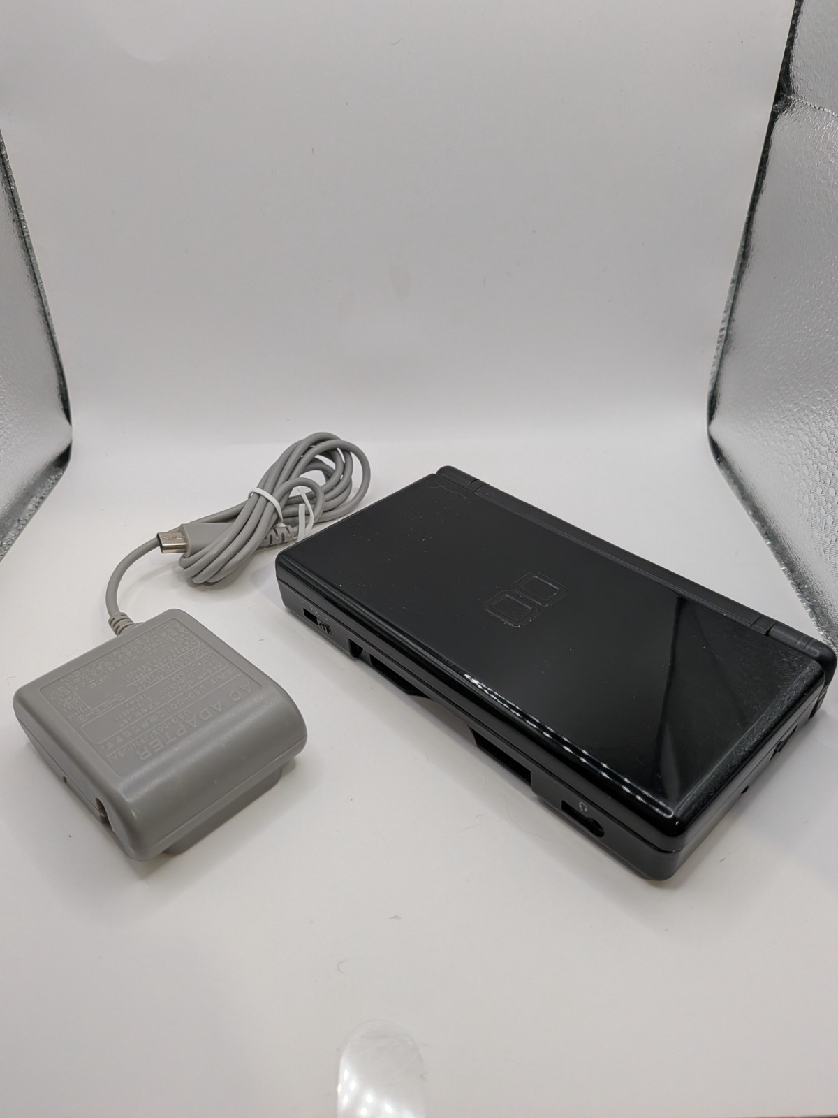 Nintendo DS Lite – Onyx Black – Tested & Works – Yellow Screens
