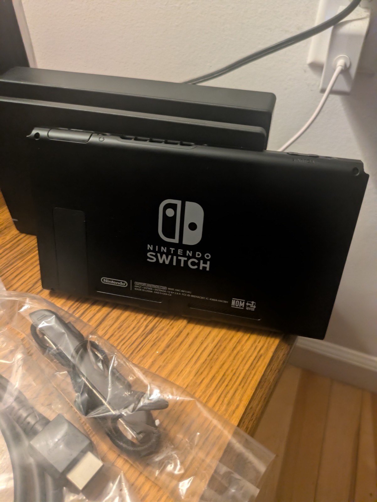 Nintendo Switch 32GB 1080p Wi-Fi Black w/ Joy-Con Dock HDMI USB-C Box