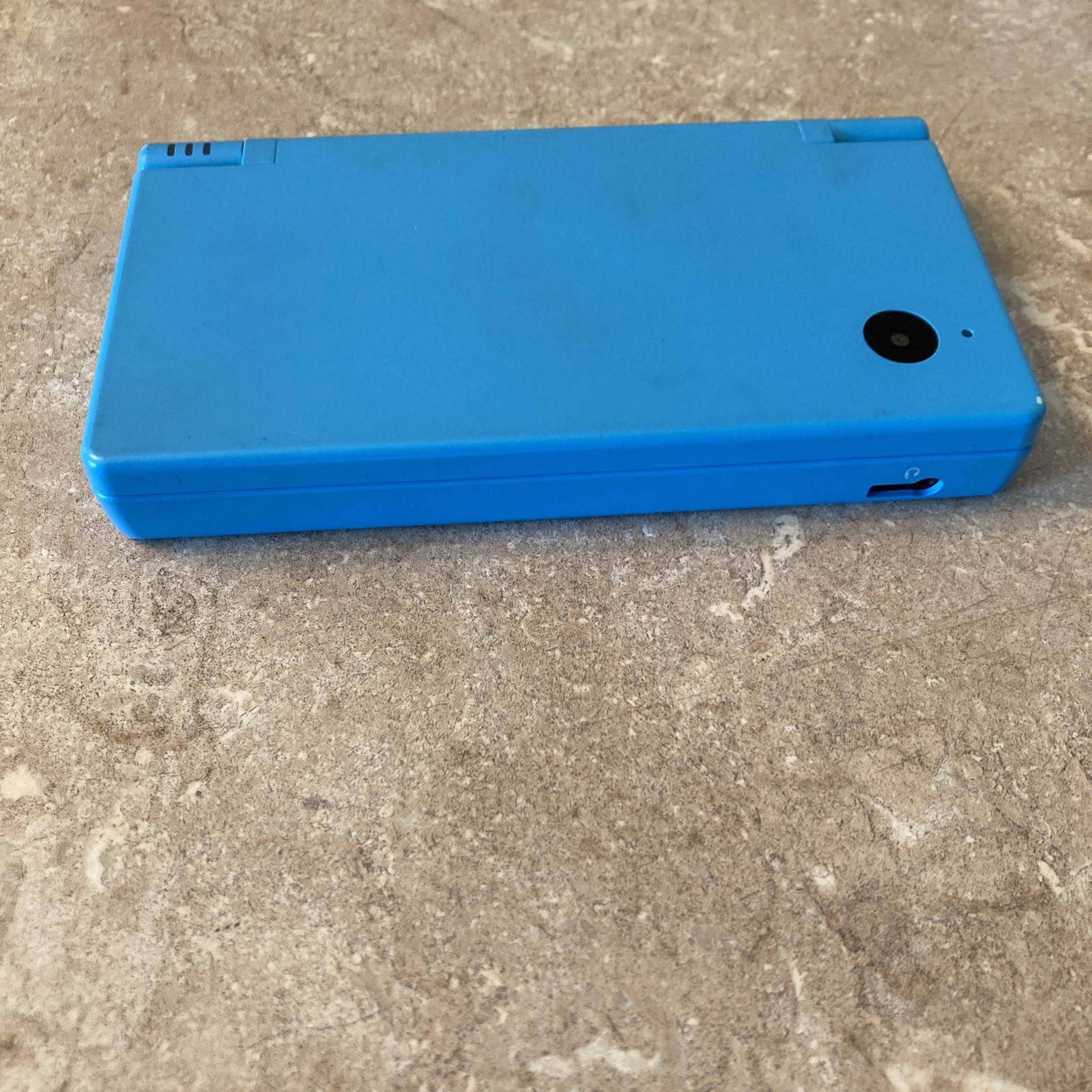 Nintendo DSi Light Blue Handheld Console Game System W/Sims Game Good Condition