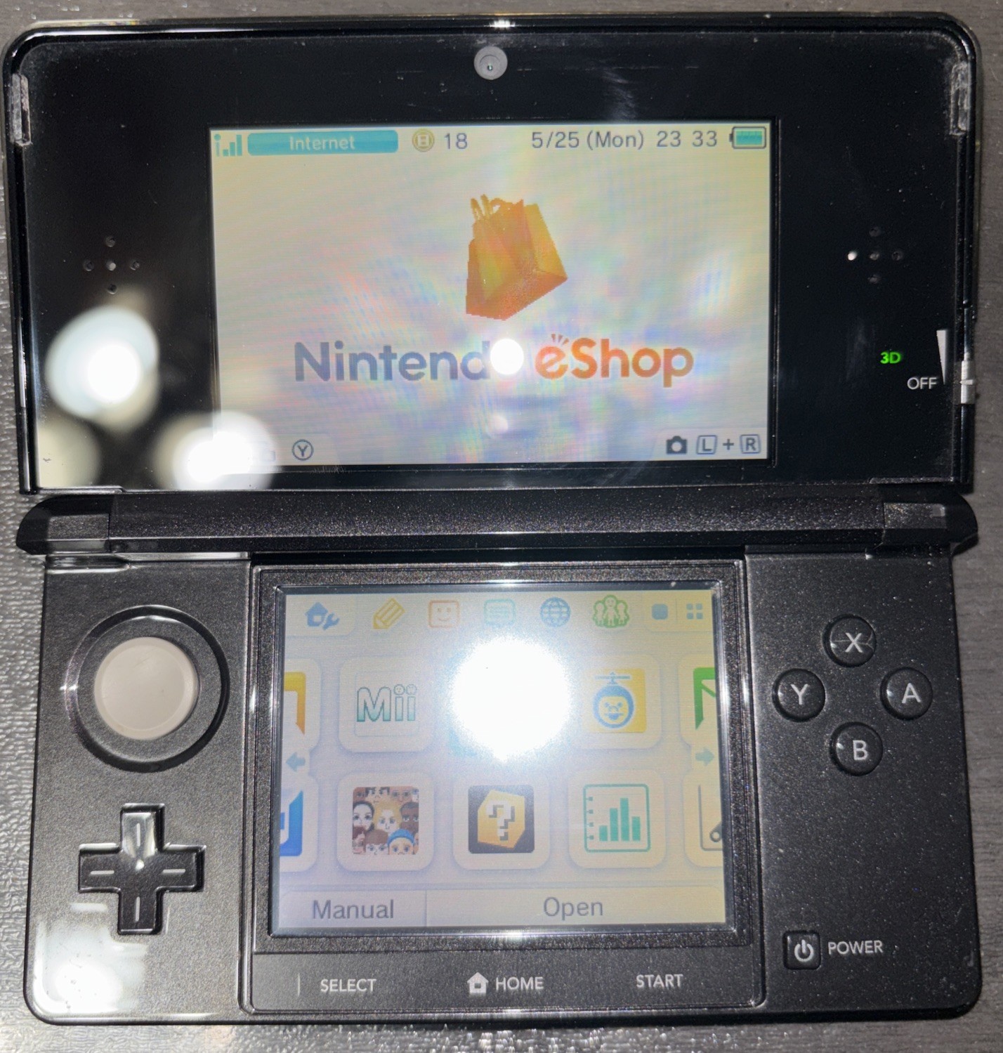Nintendo 3DS 2GB Handheld System – Cosmo Black