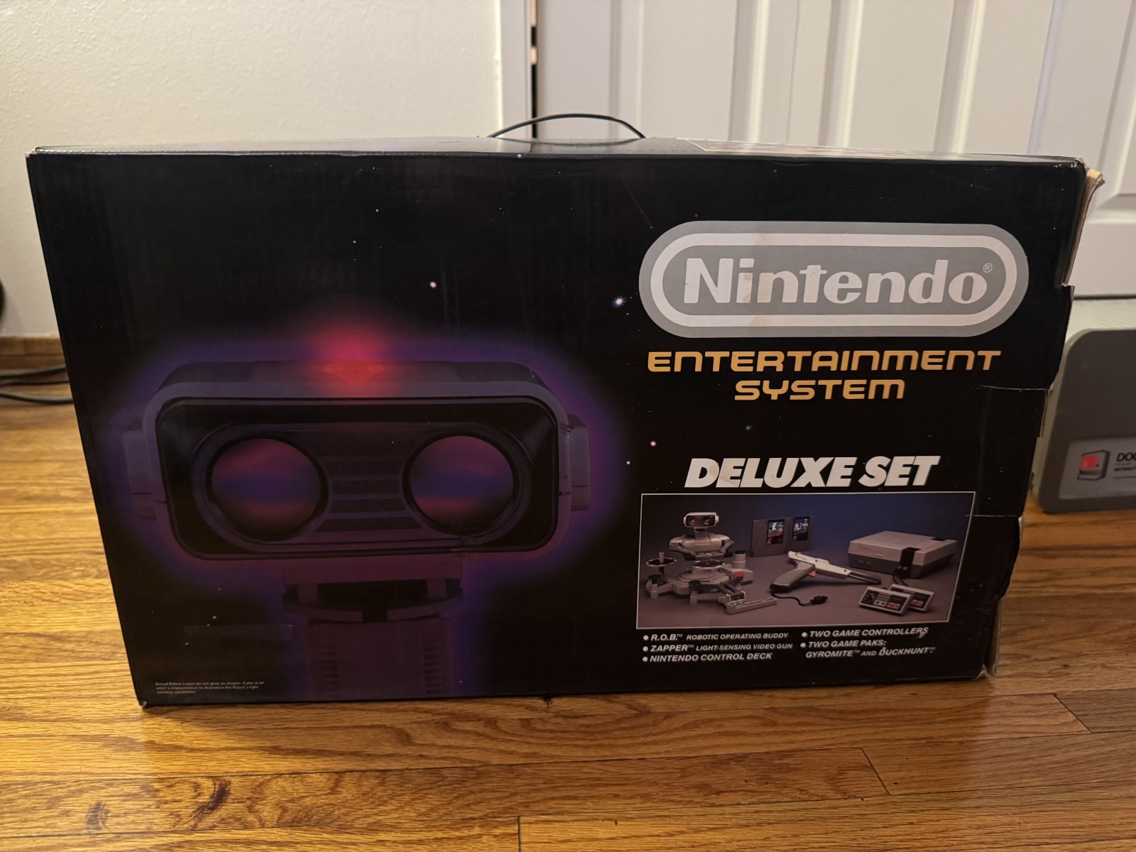 Nintendo Deluxe Set with ROB the Robot in very good condition and tested working