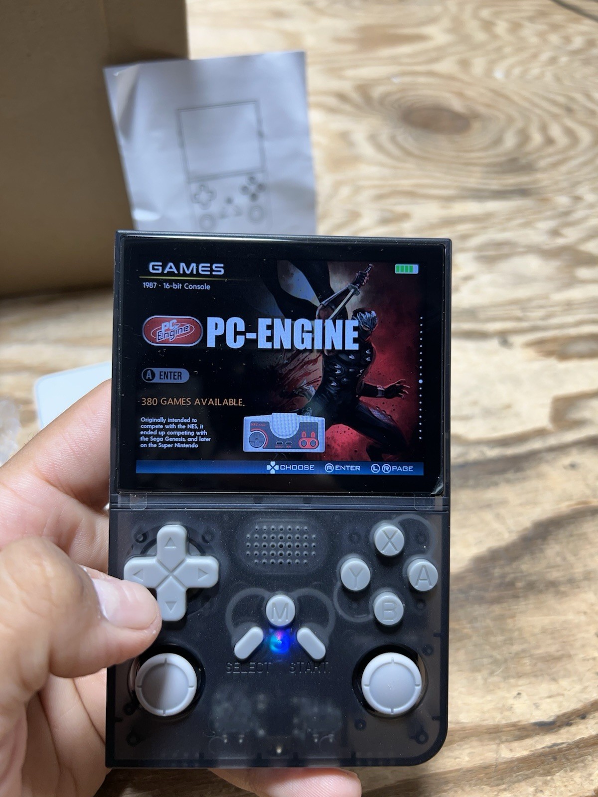 R40S PRO Retro Handheld Game Console – Portable 3.5″ IPS Screen, 16GB + 80GB