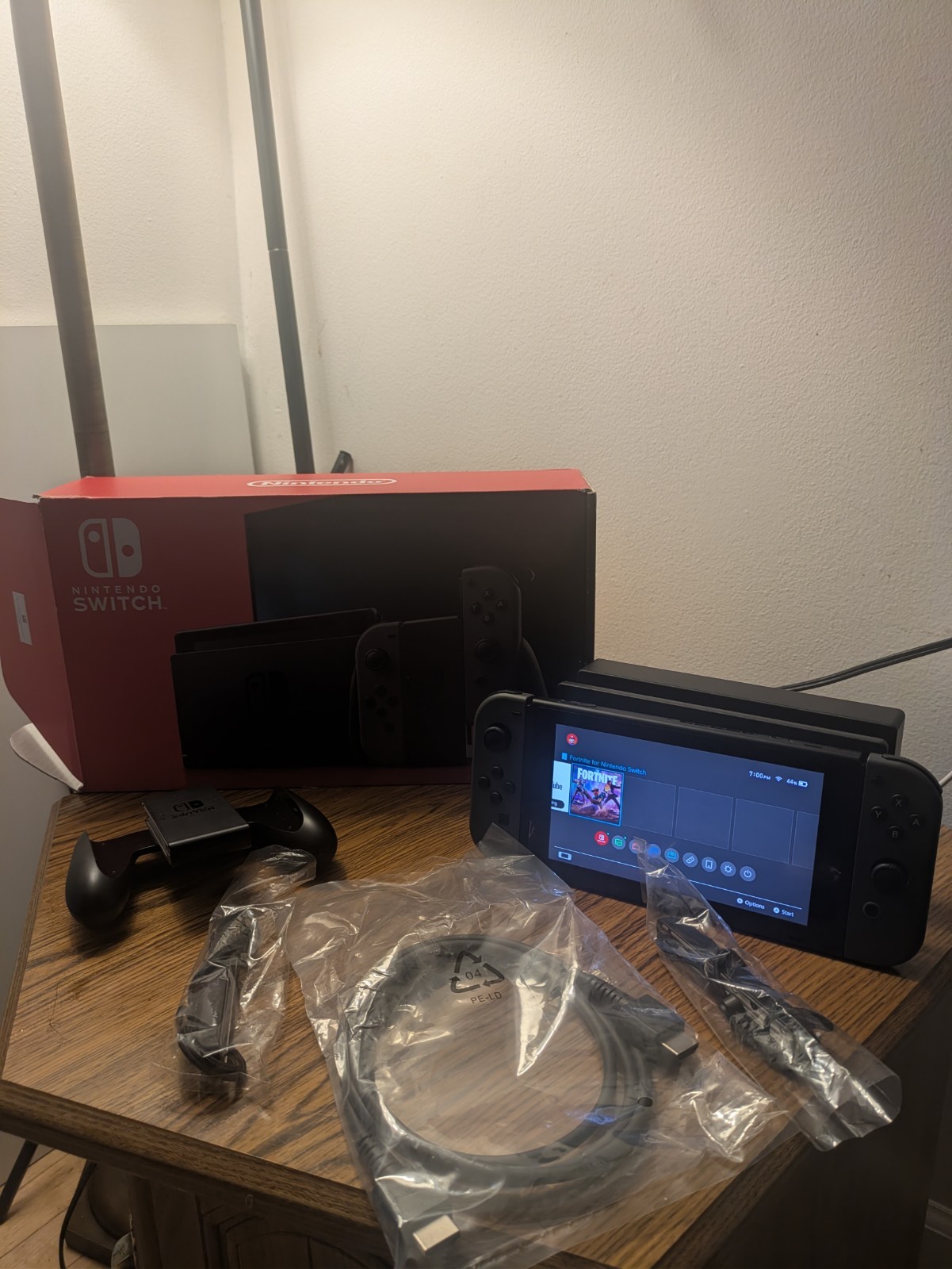 Nintendo Switch 32GB 1080p Wi-Fi Black w/ Joy-Con Dock HDMI USB-C Box