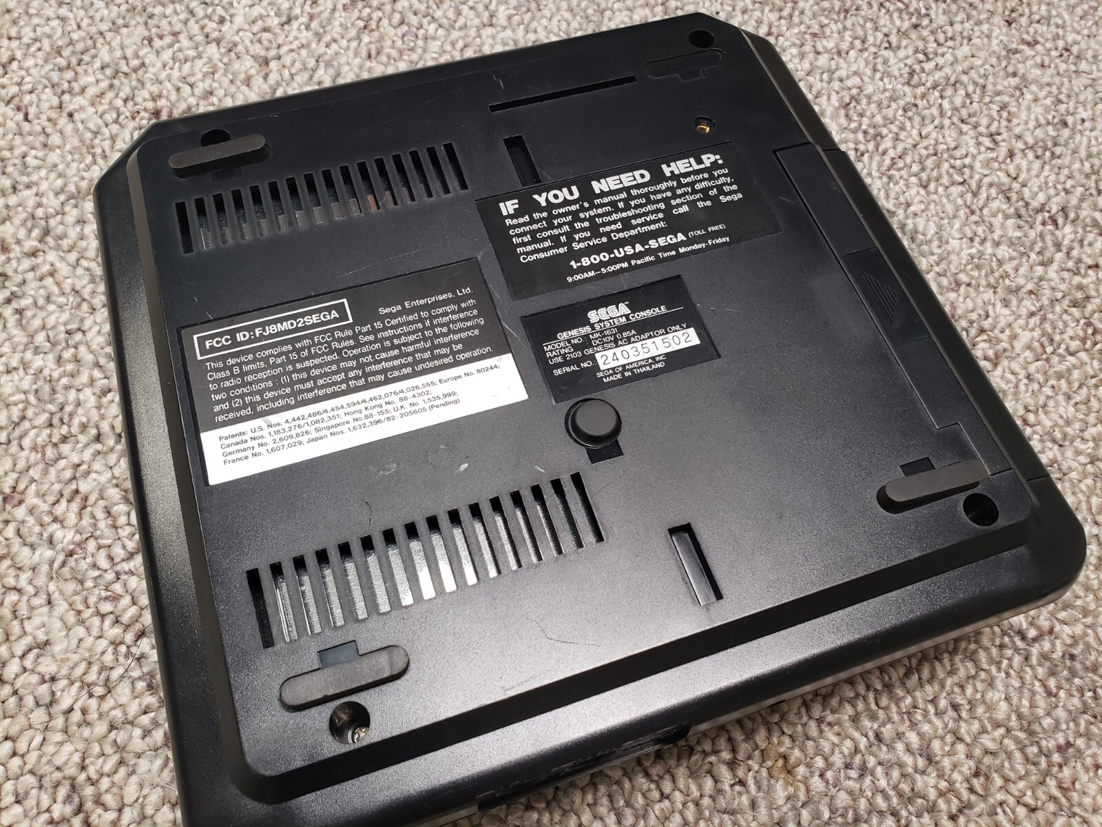 Sega Genesis Model 2 16-Bit System Console VA0 VA1 VA1.8 Controller Bundle Game