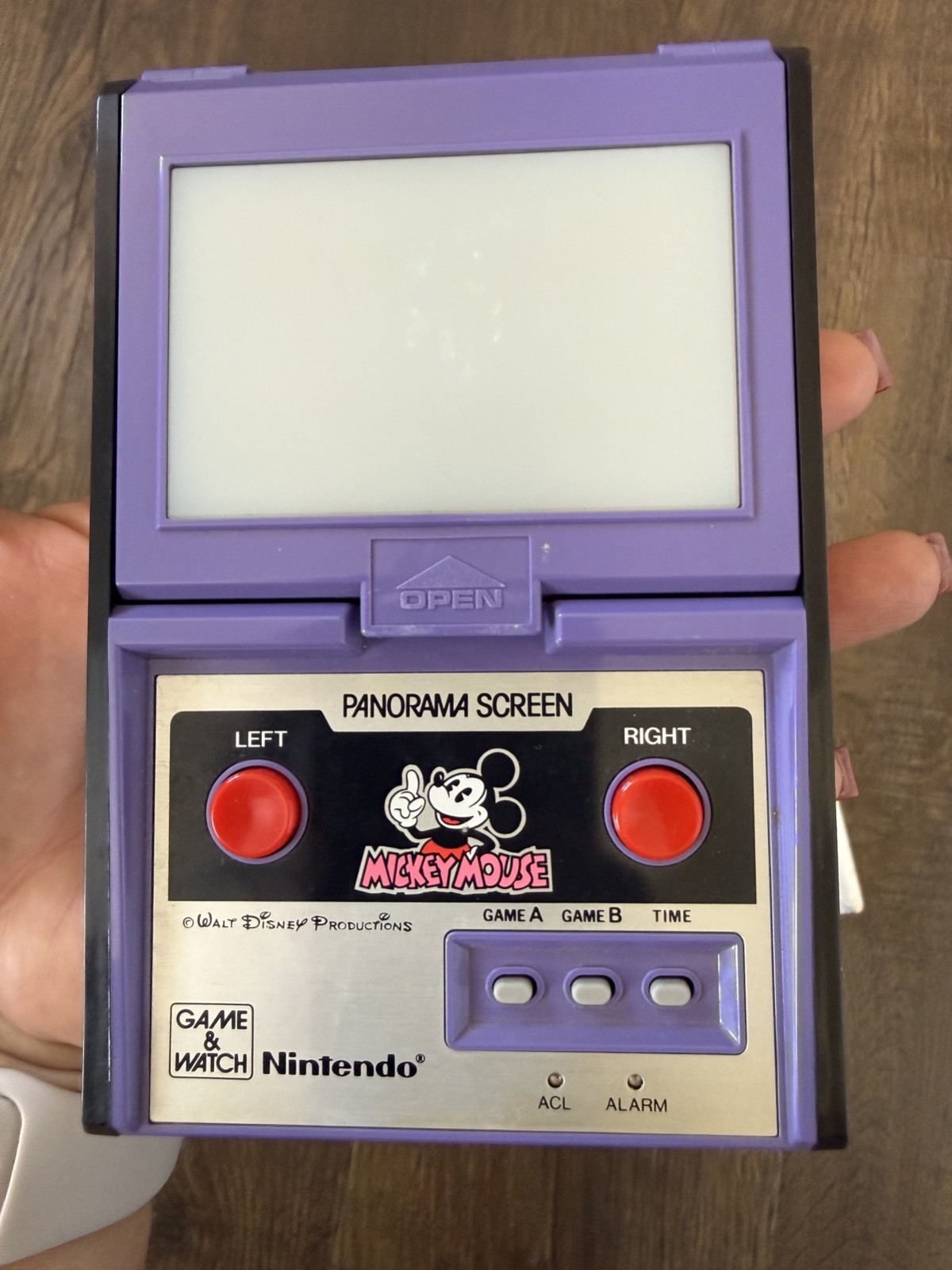 1984 Mickey Mouse Panorama Screen Nintendo Game and Watch CIB