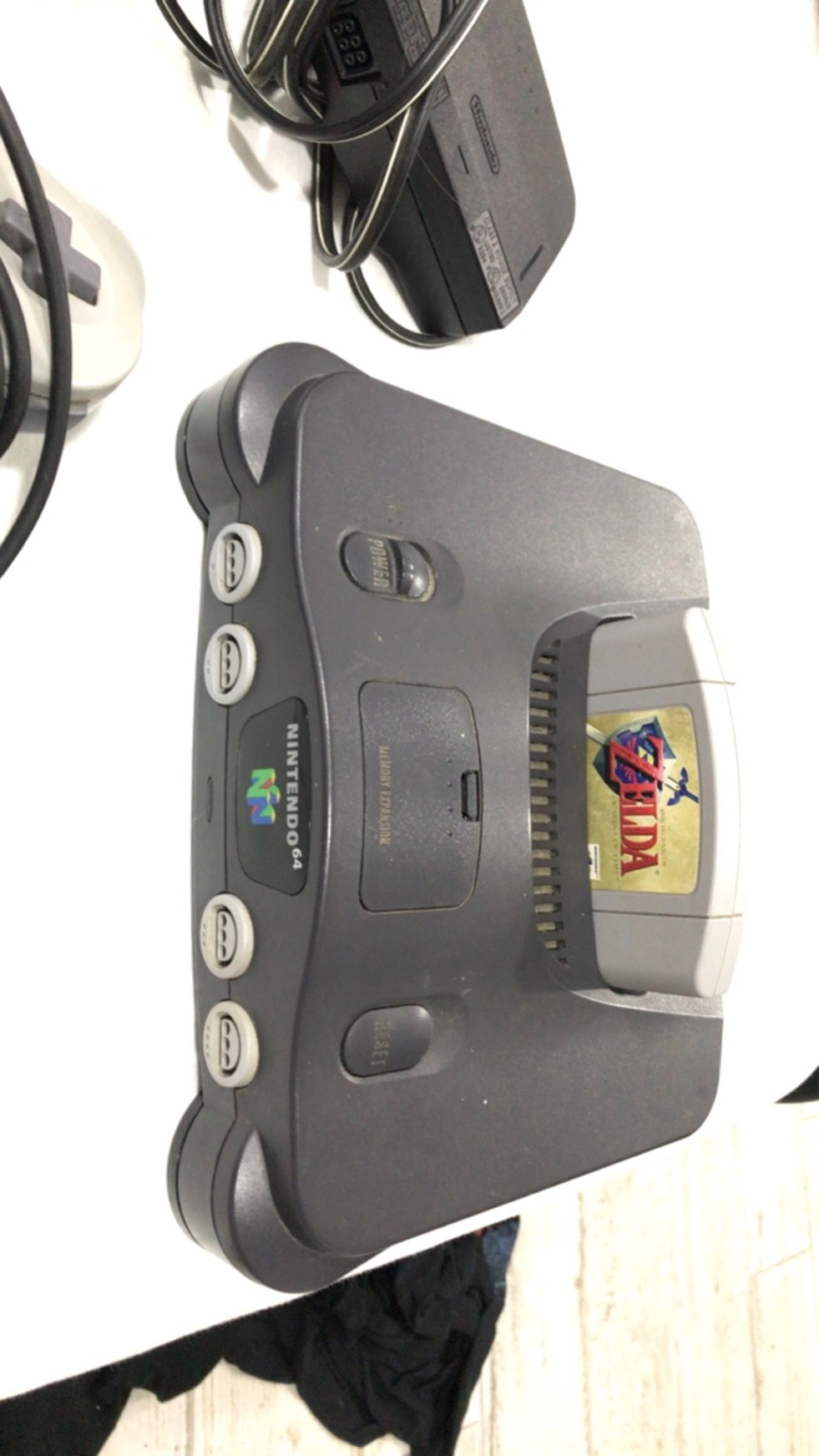 N64 Bundle OG Cable 4 Controllers + mem card+mem expac+Ocarina of Time Authentic