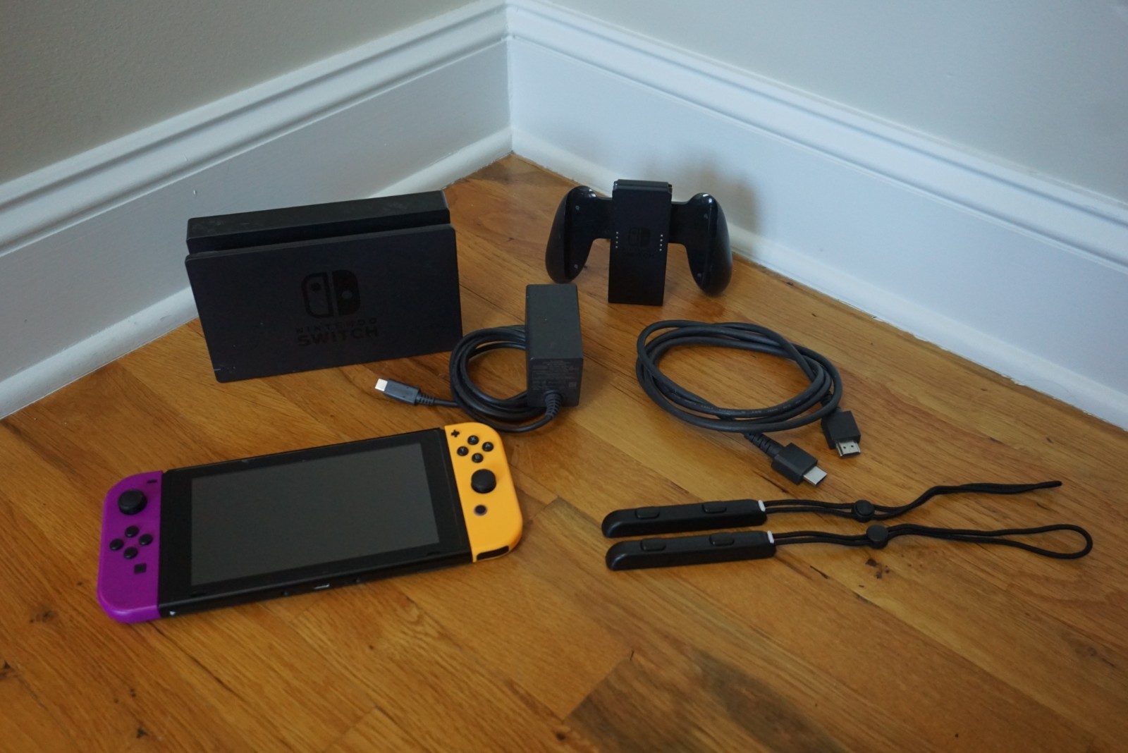 Nintendo Switch console HAC-001 docking station accessories